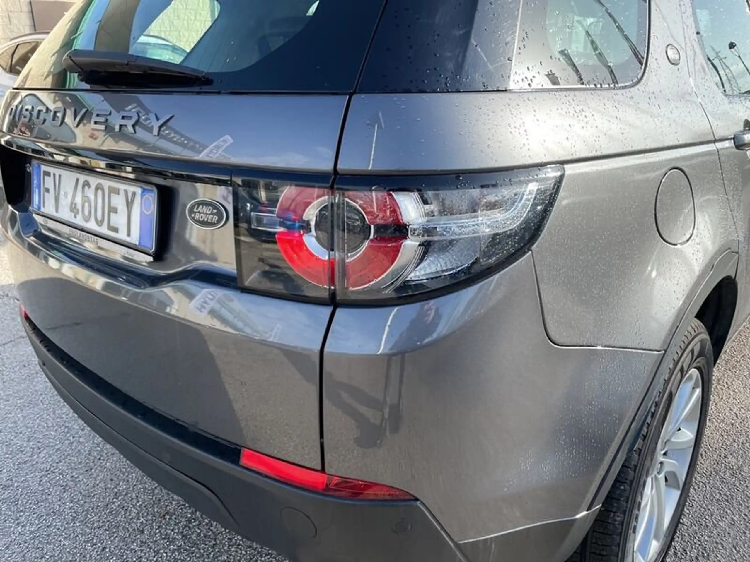 Land Rover - Discovery Sport