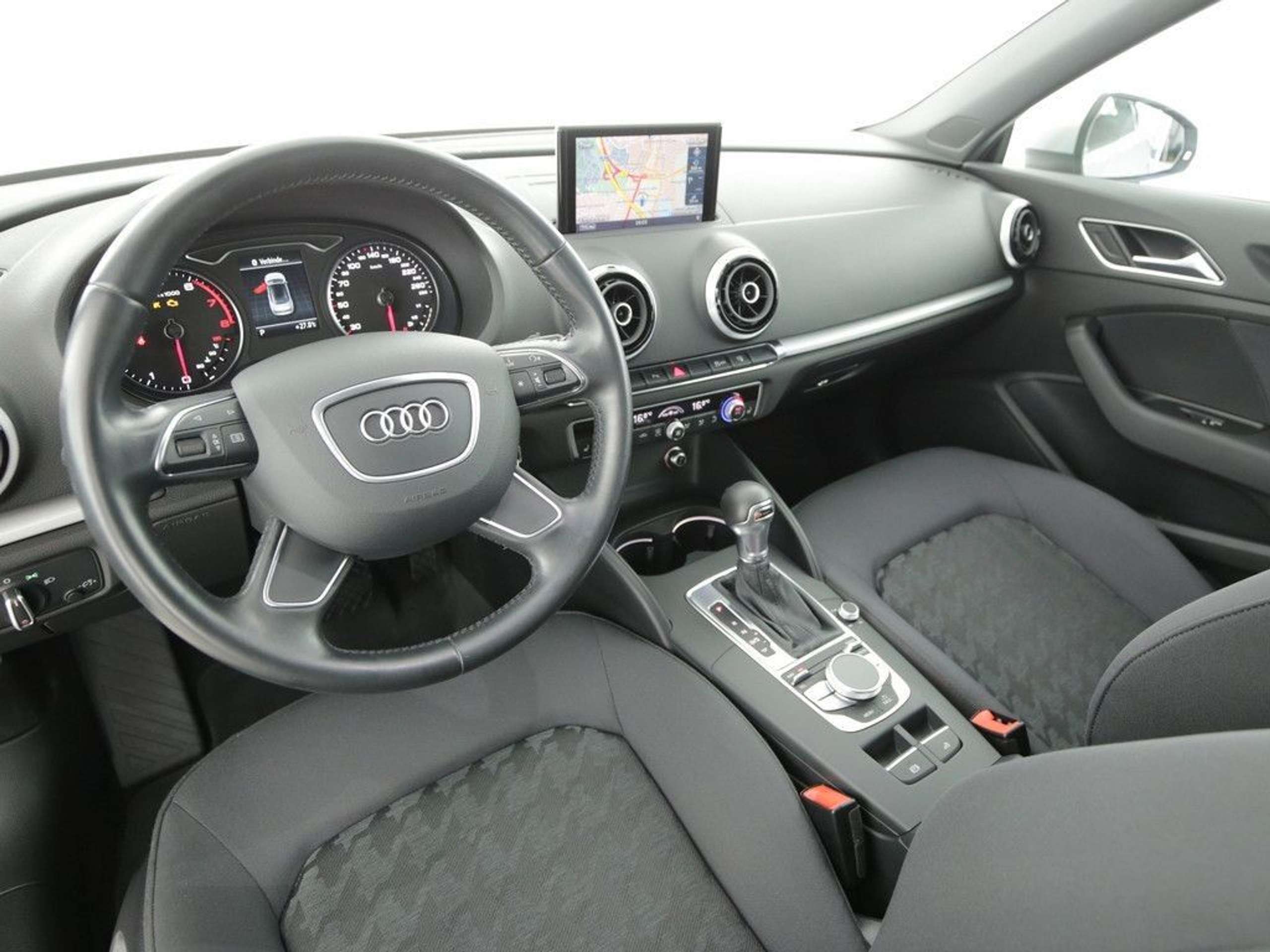 Audi - A3