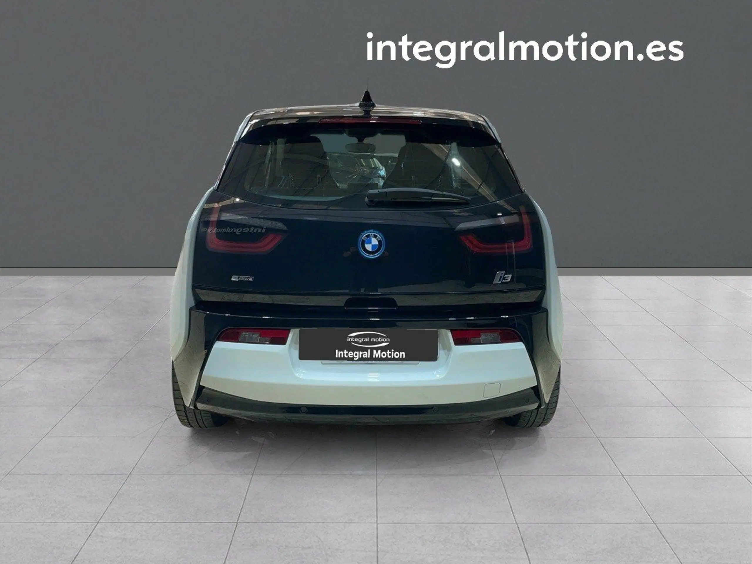 BMW - i3