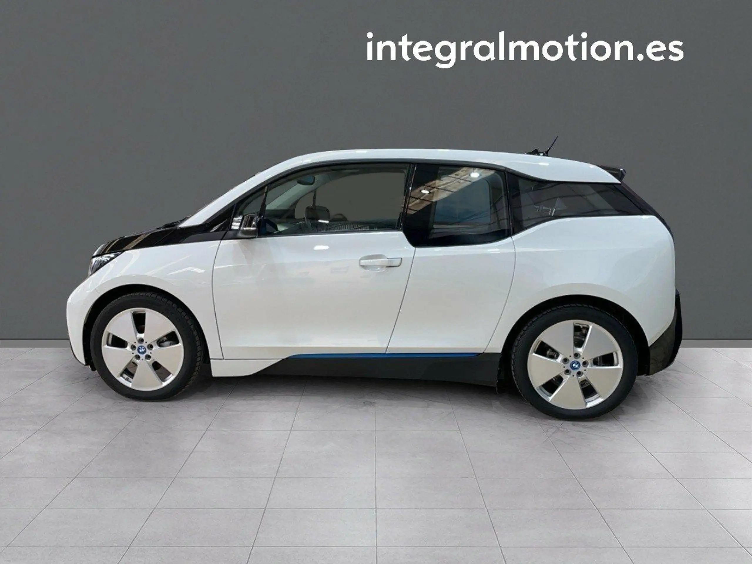 BMW - i3