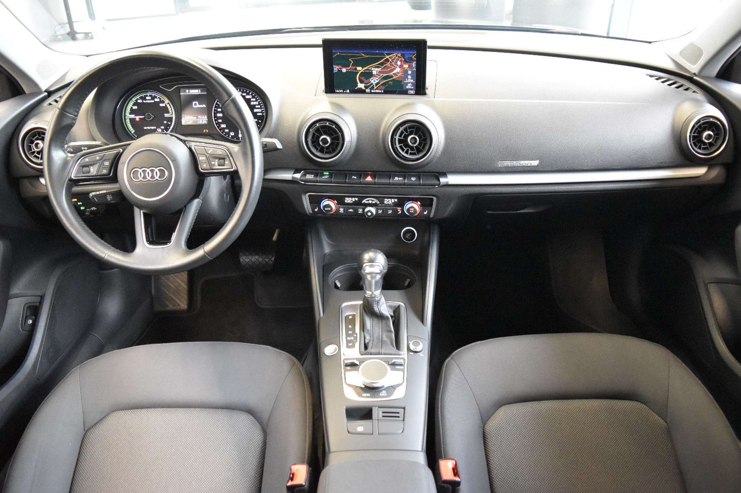 Audi - A3