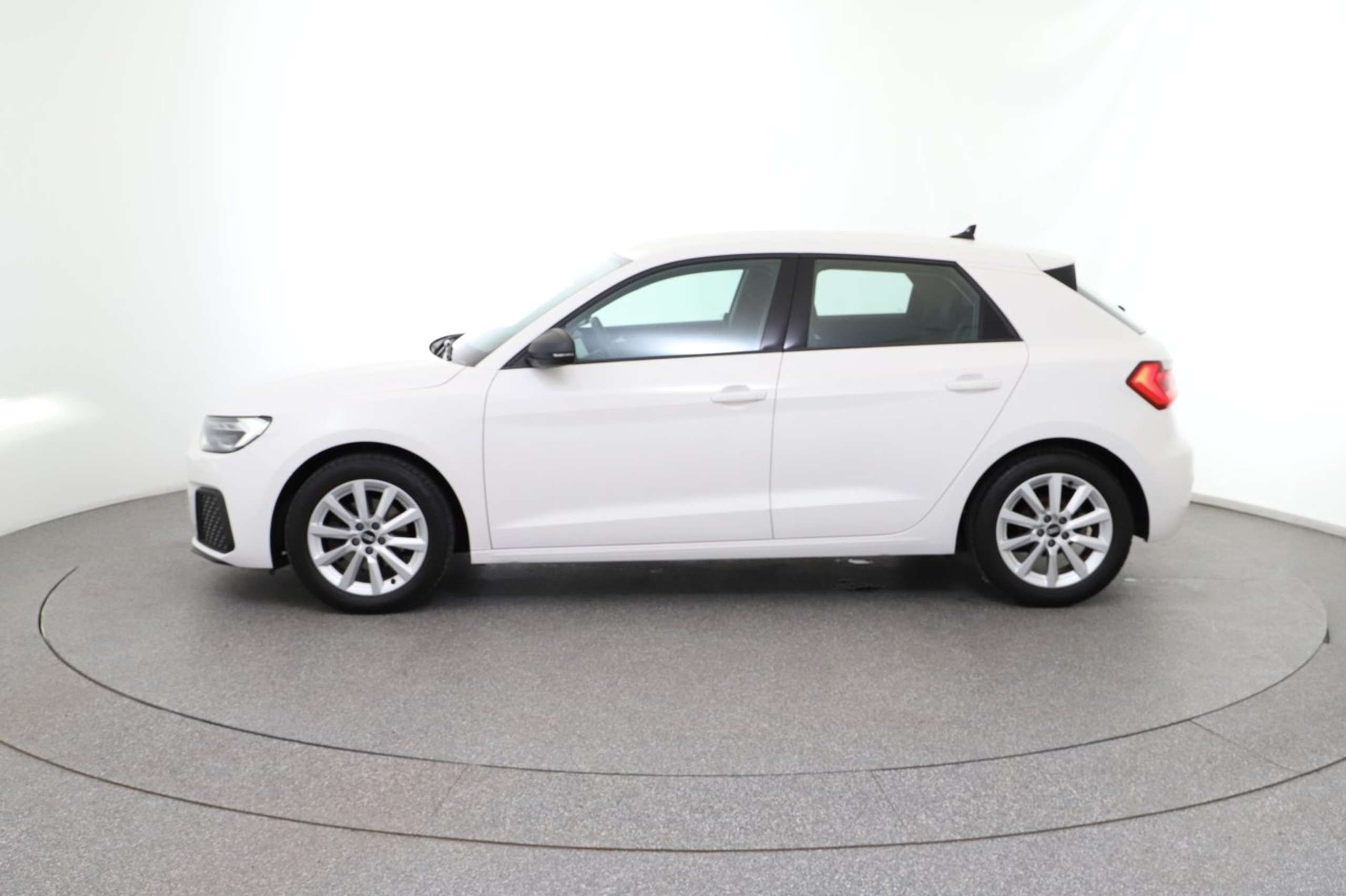 Audi - A1