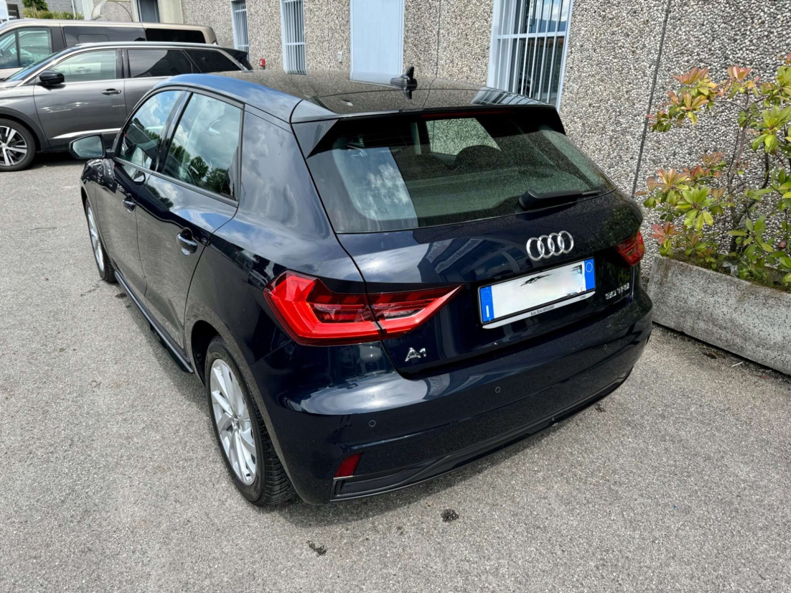 Audi - A1