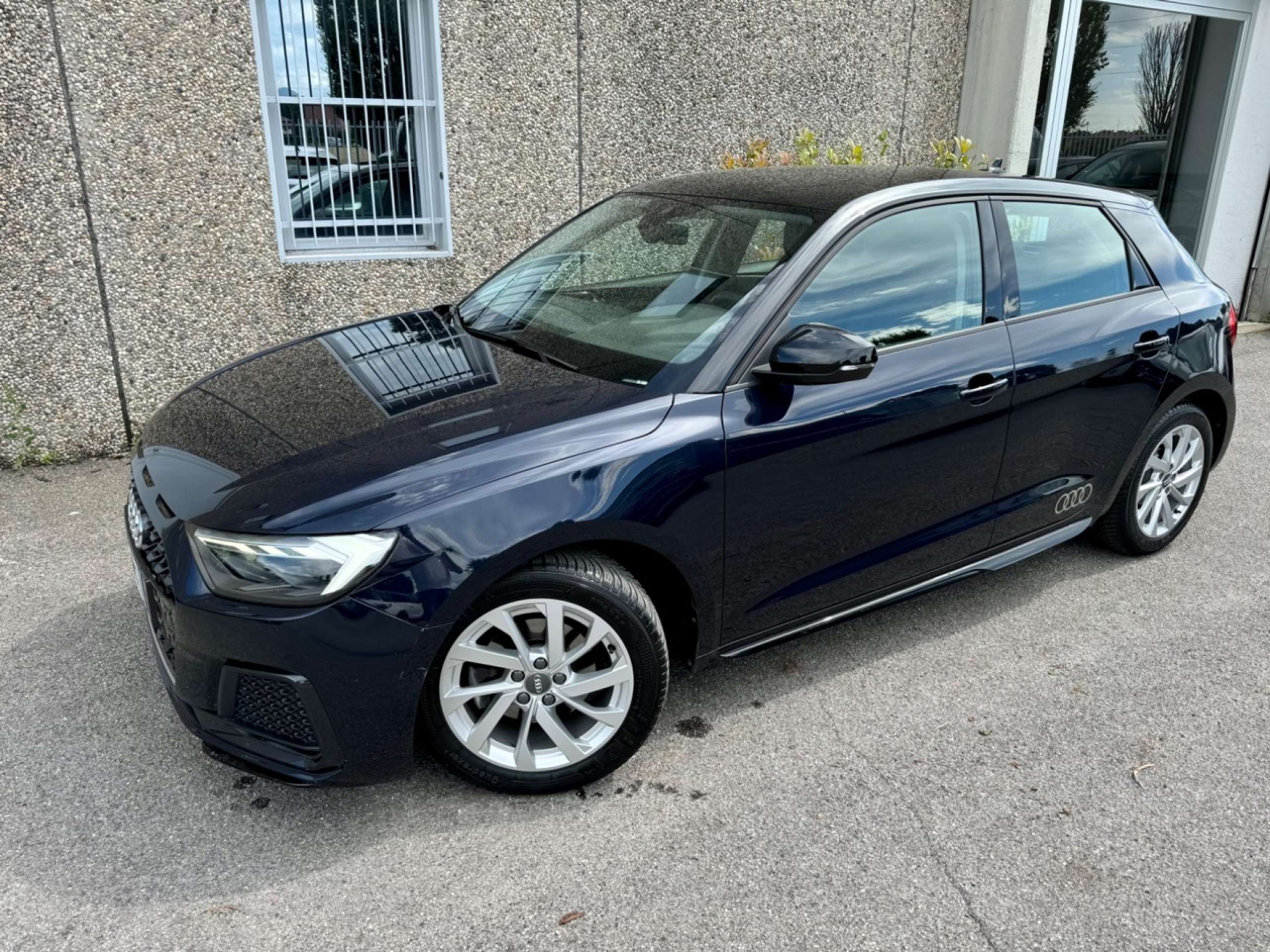 Audi - A1