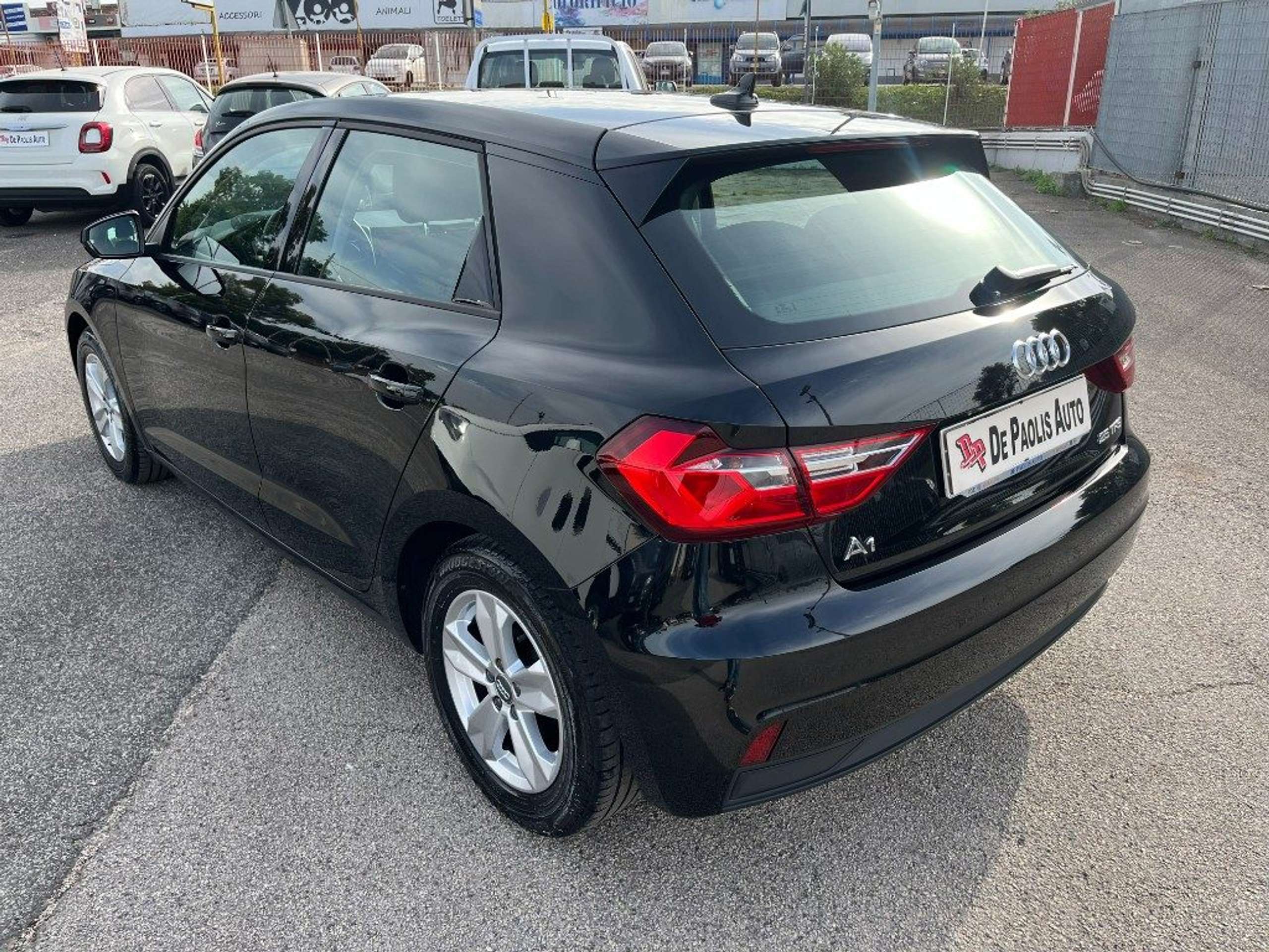 Audi - A1