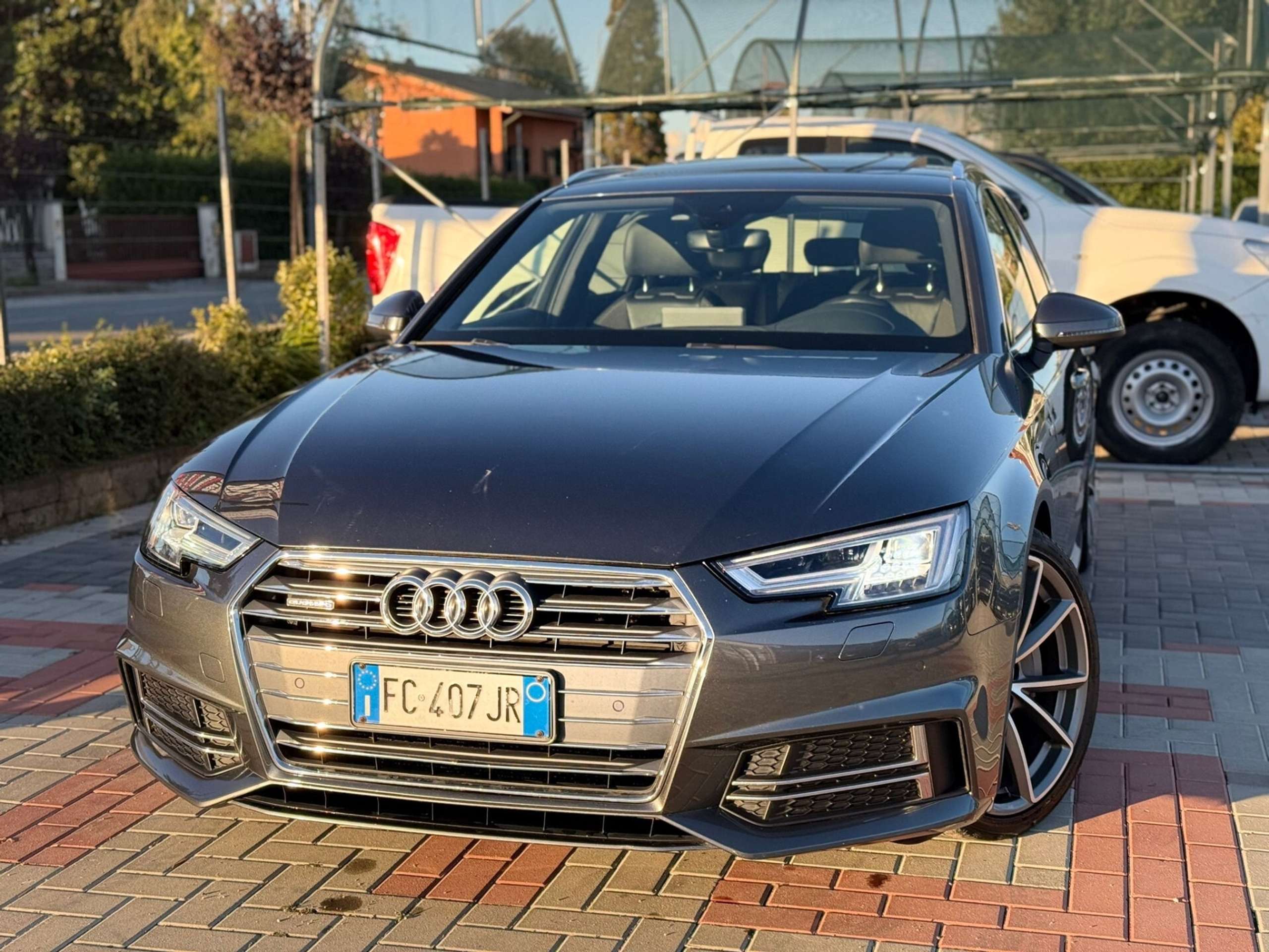 Audi - A4