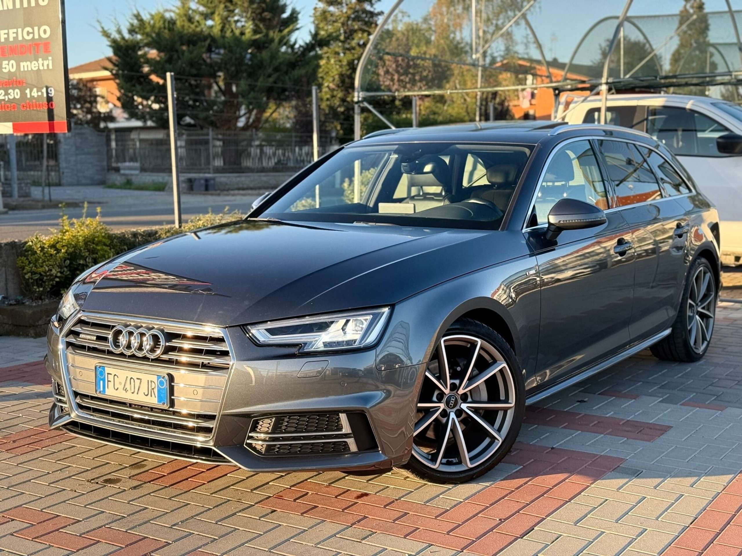 Audi - A4