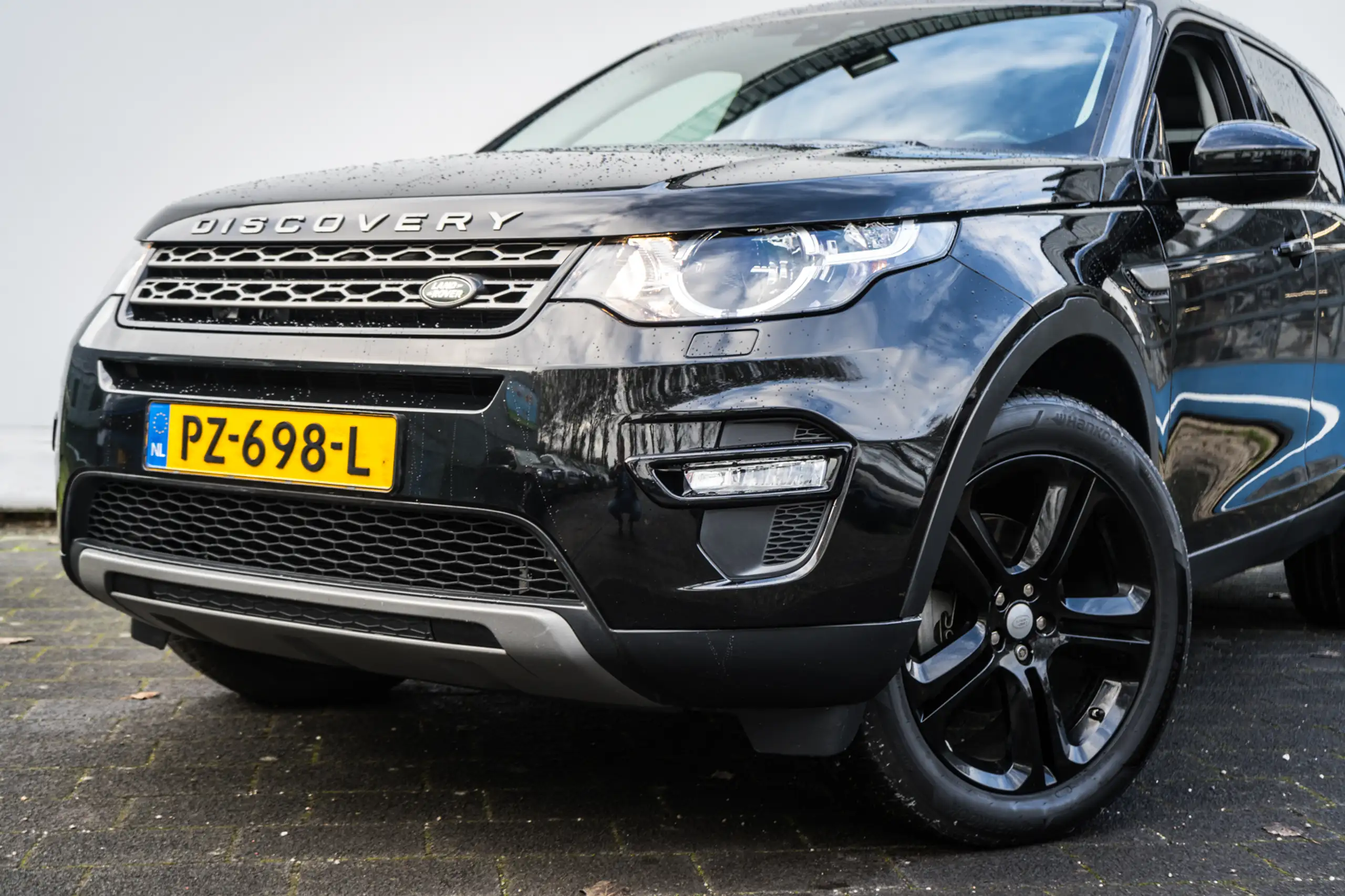 Land Rover - Discovery Sport