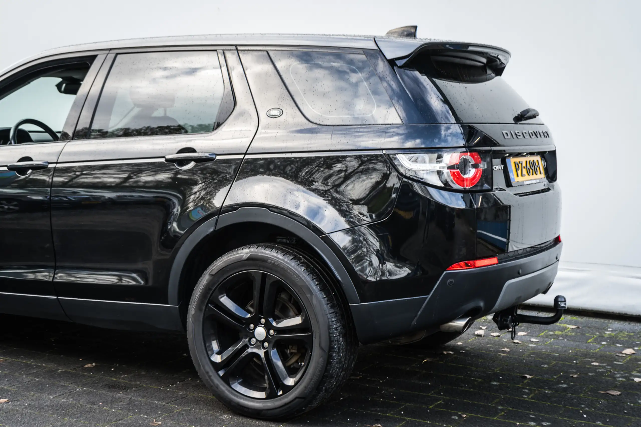 Land Rover - Discovery Sport