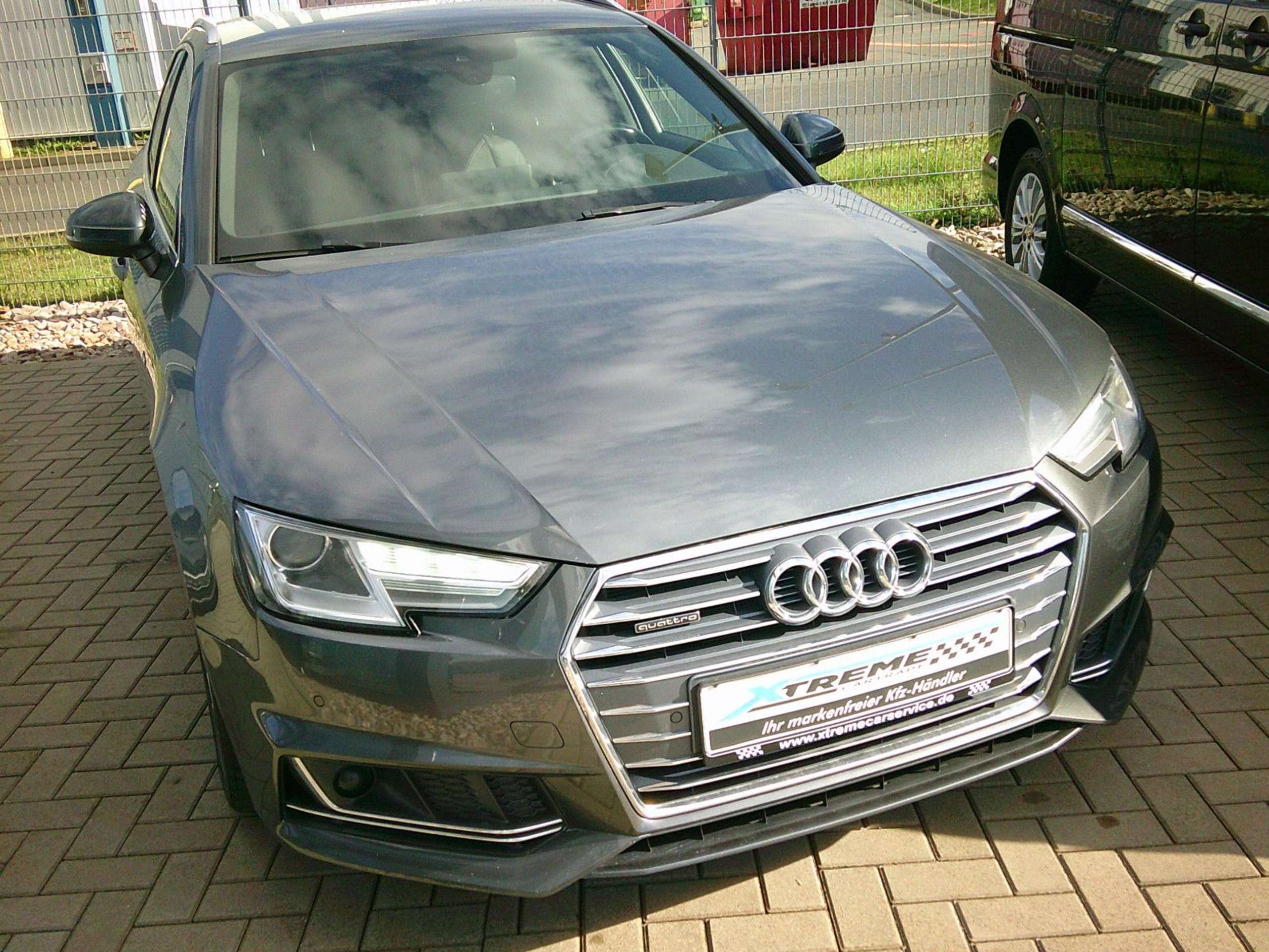 Audi - A4