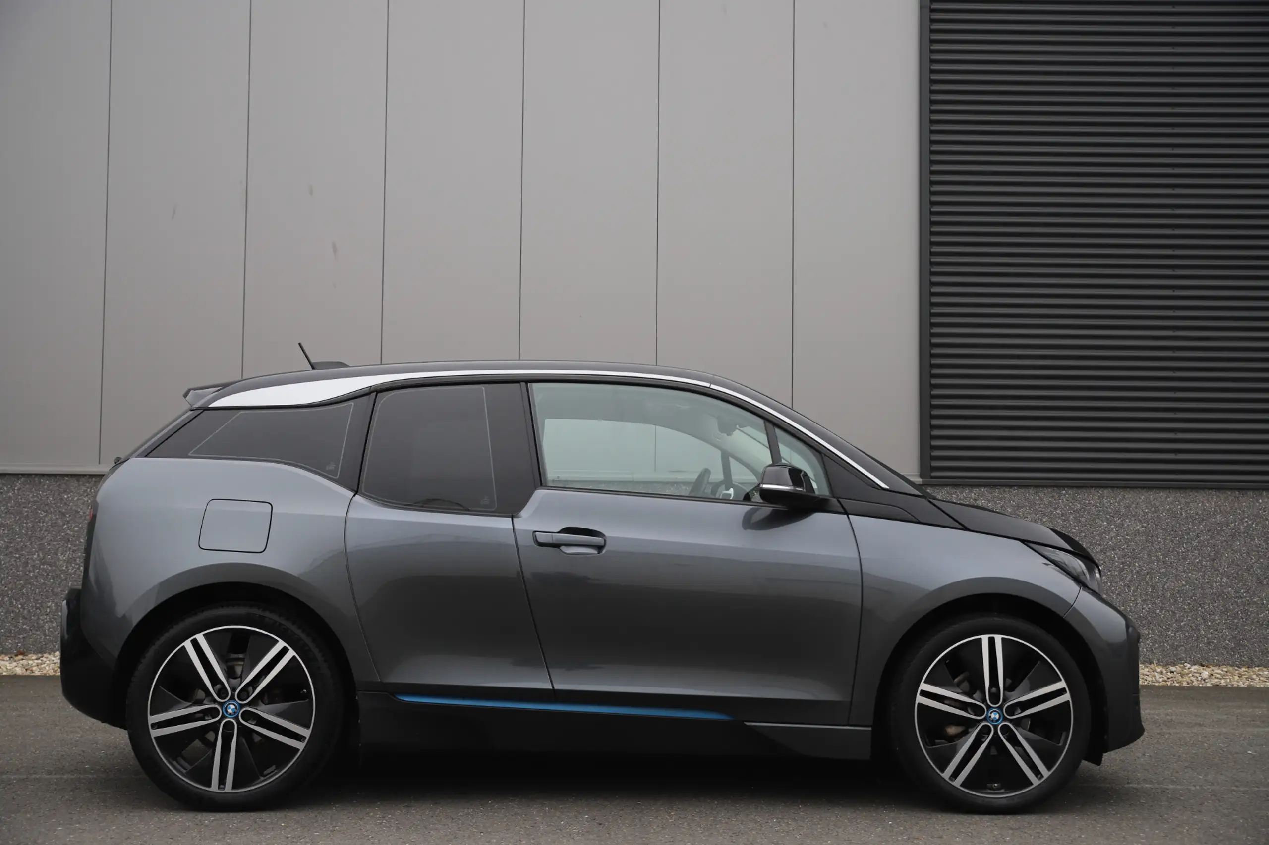 BMW - i3