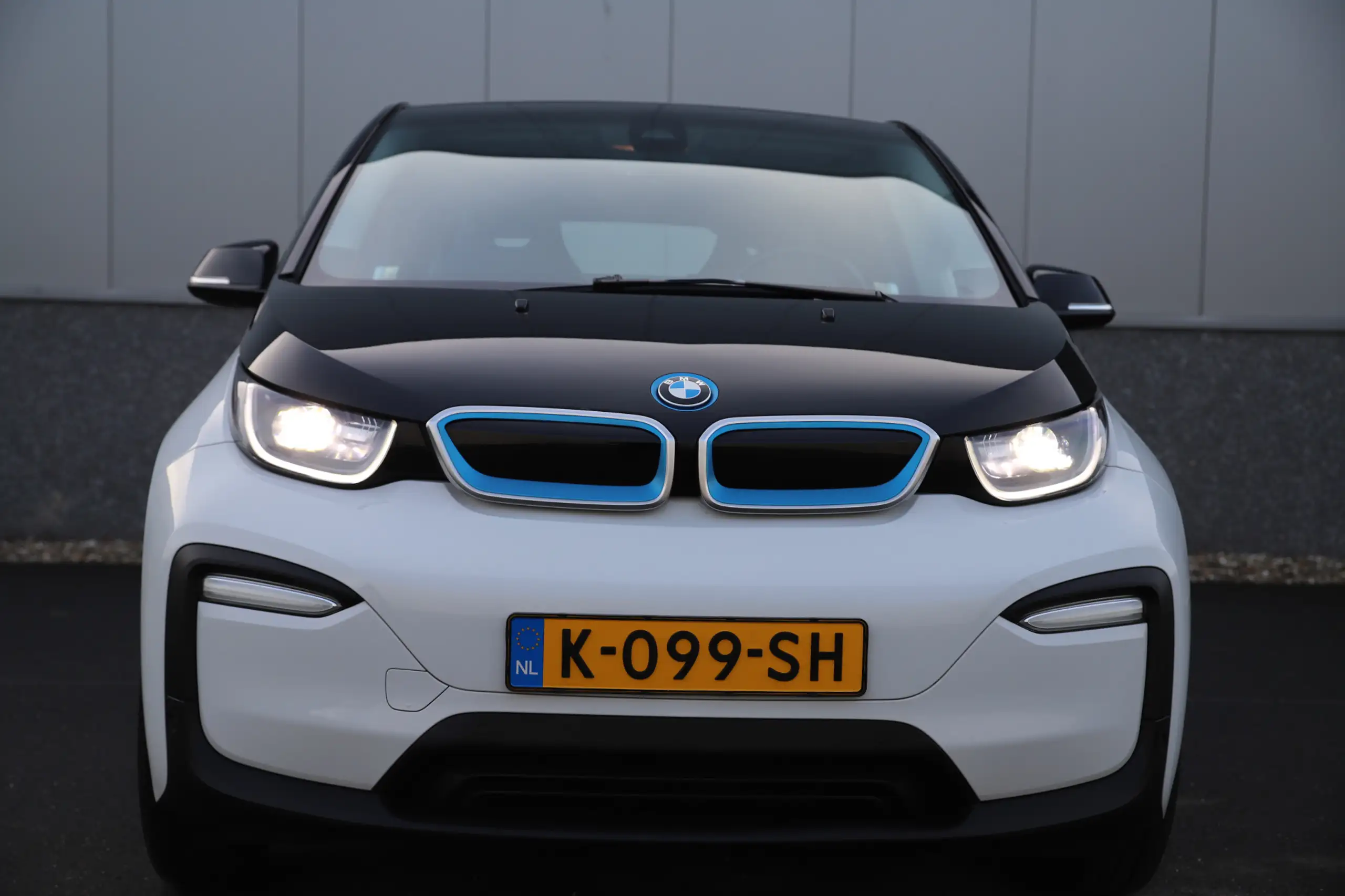 BMW - i3