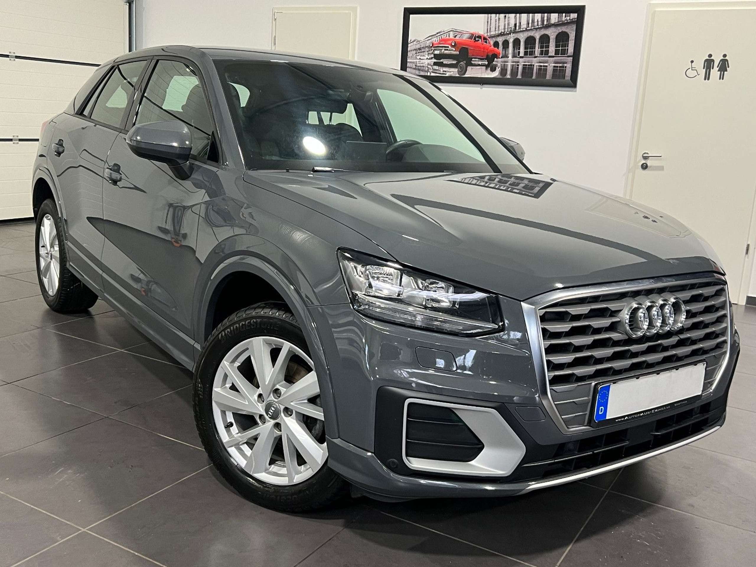 Audi - Q2