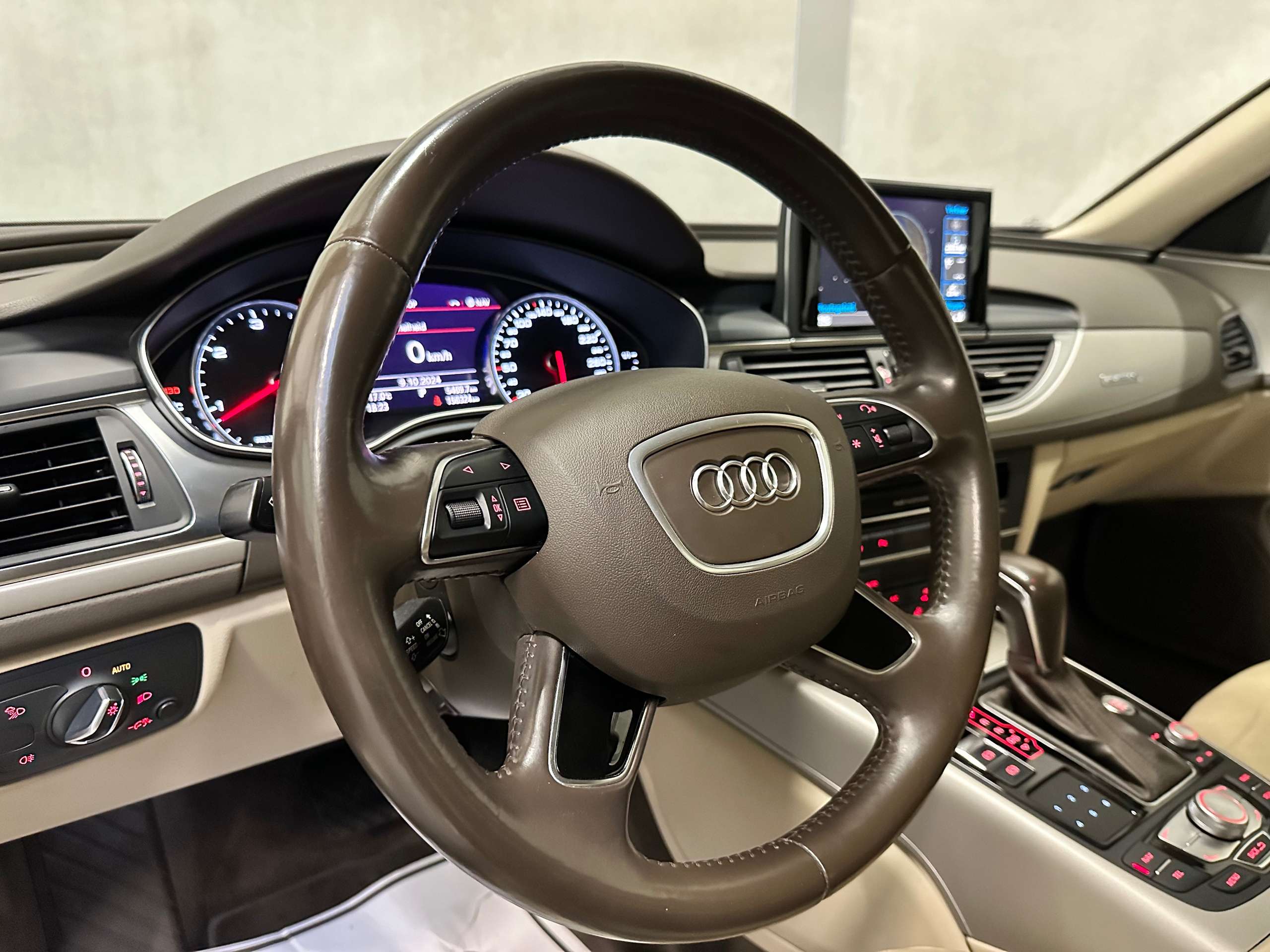 Audi - A6