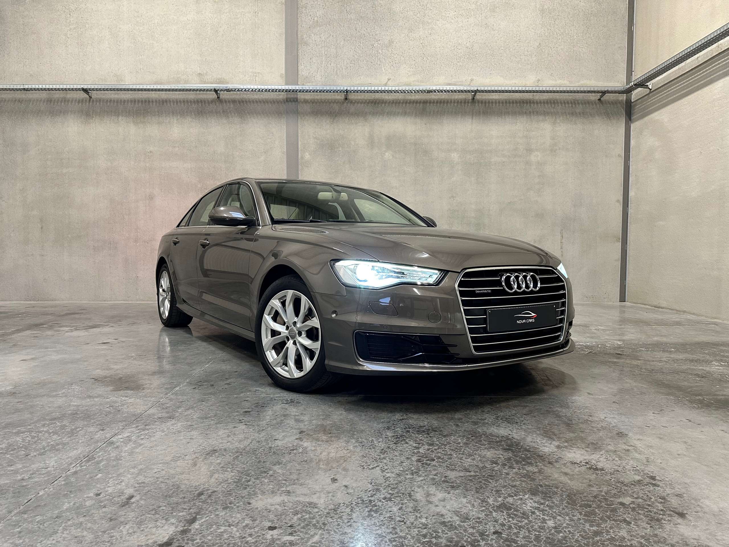 Audi - A6