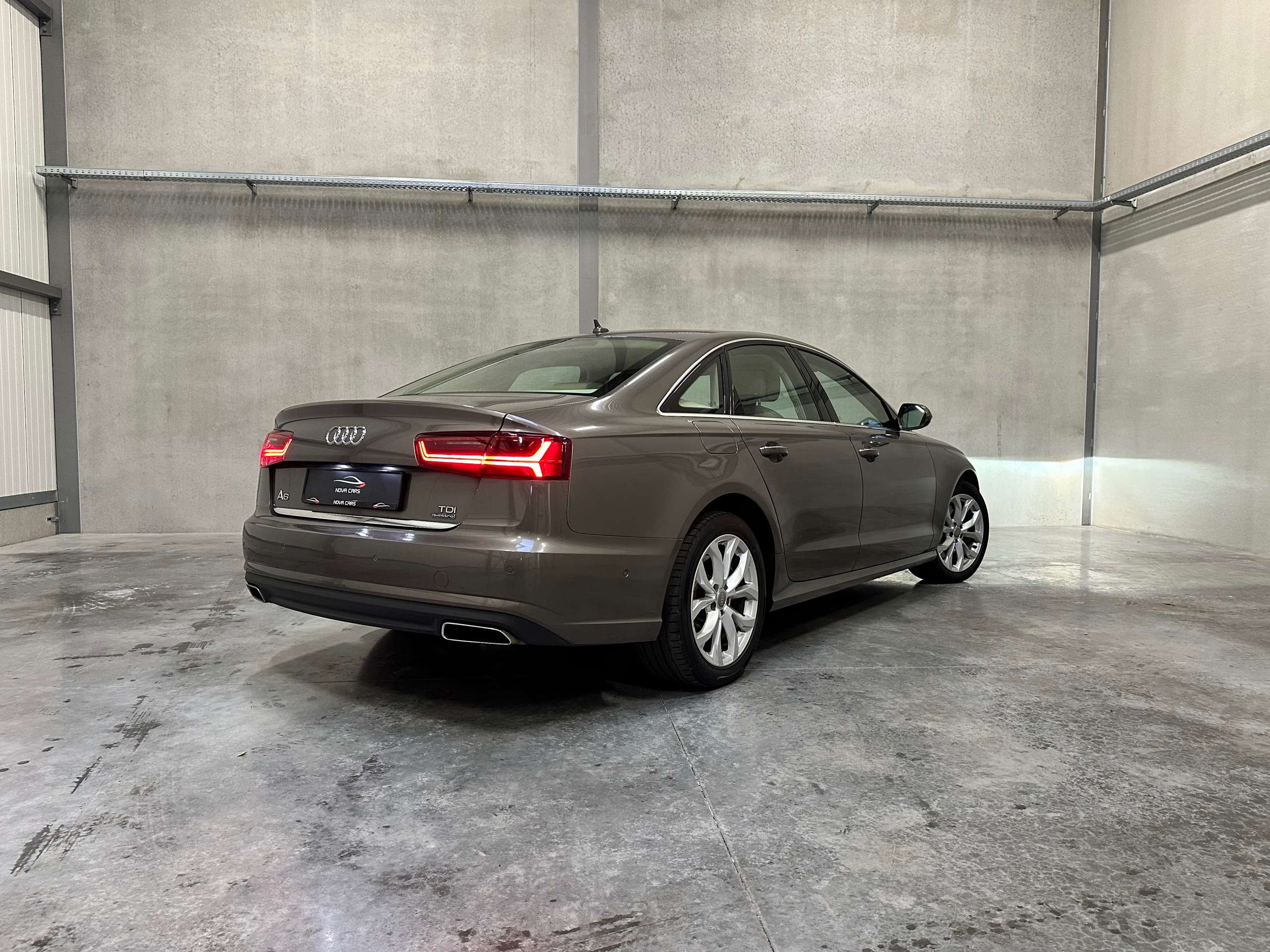 Audi - A6