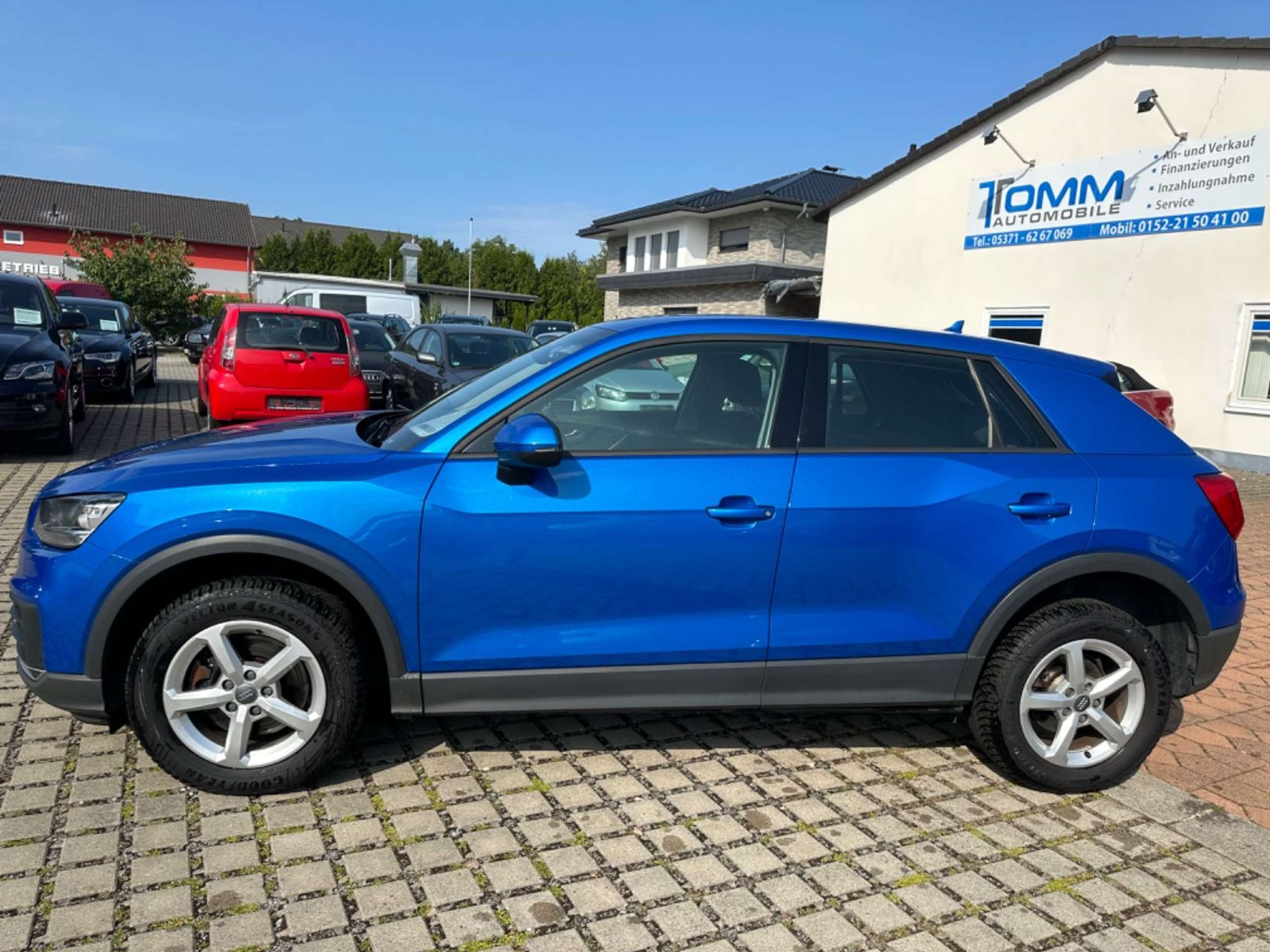 Audi - Q2