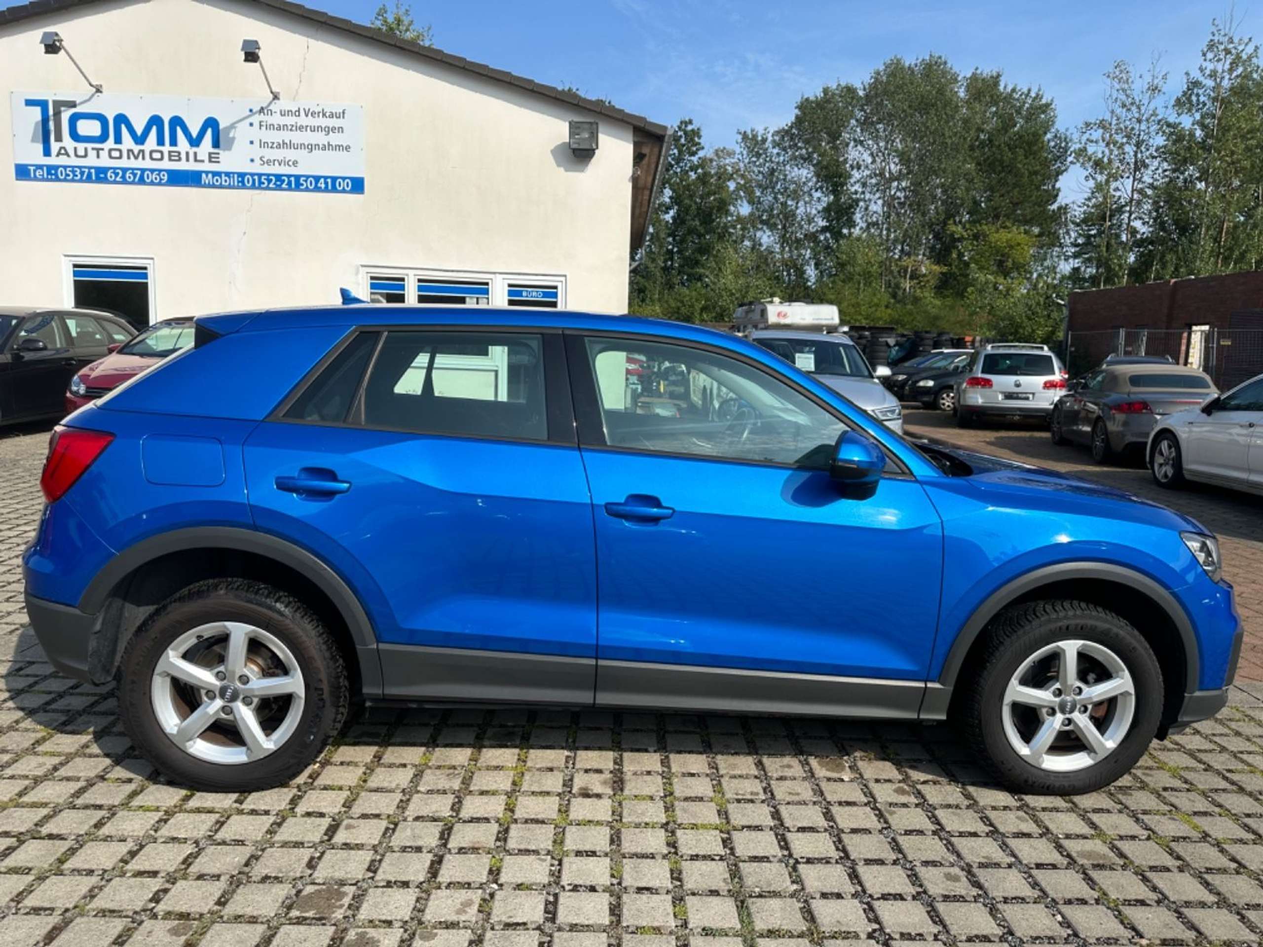 Audi - Q2