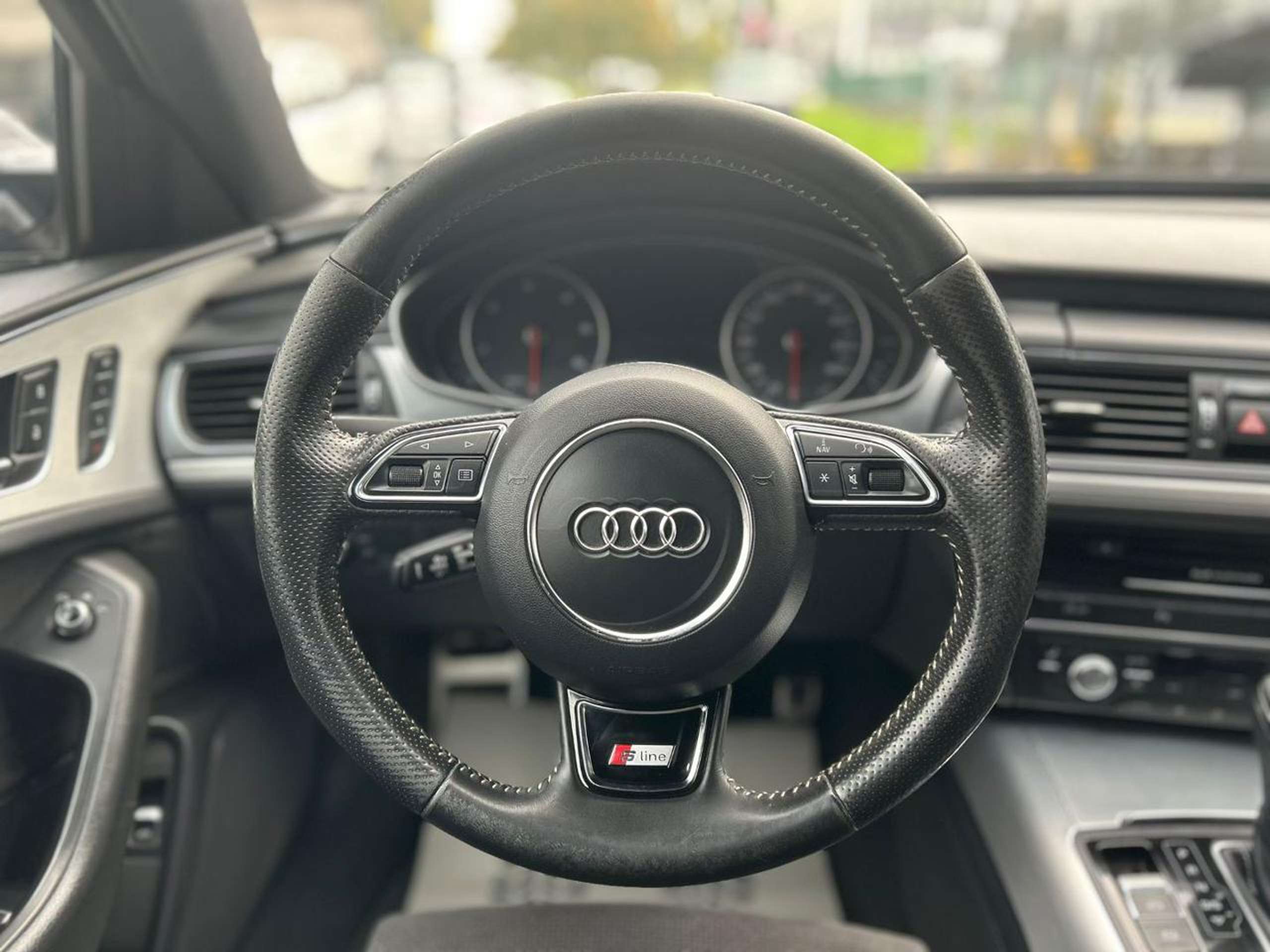 Audi - A6