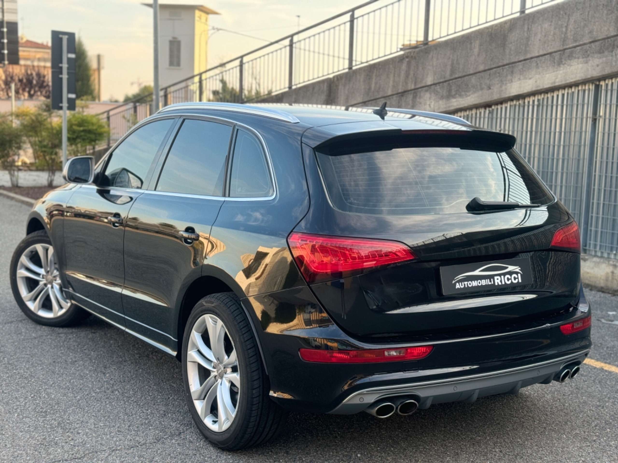 Audi - SQ5