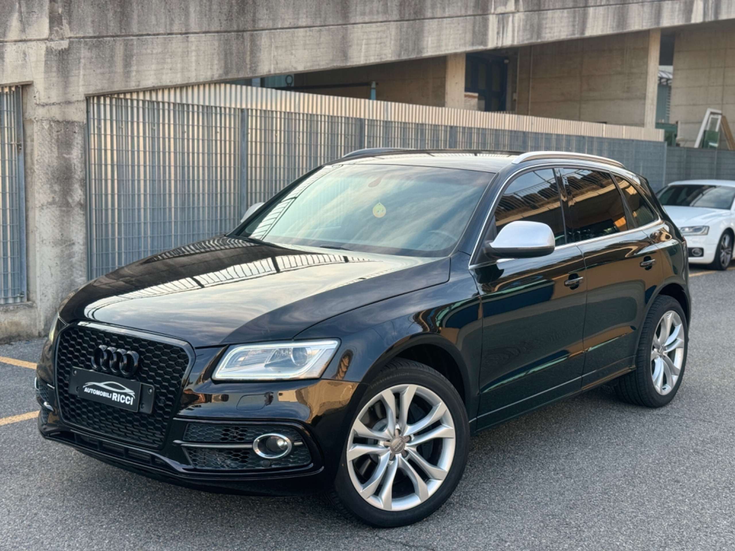 Audi - SQ5