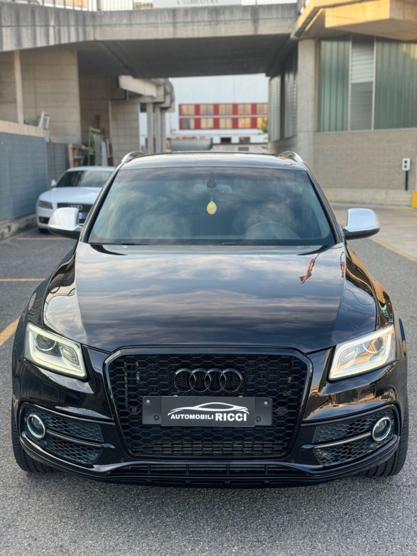 Audi - SQ5