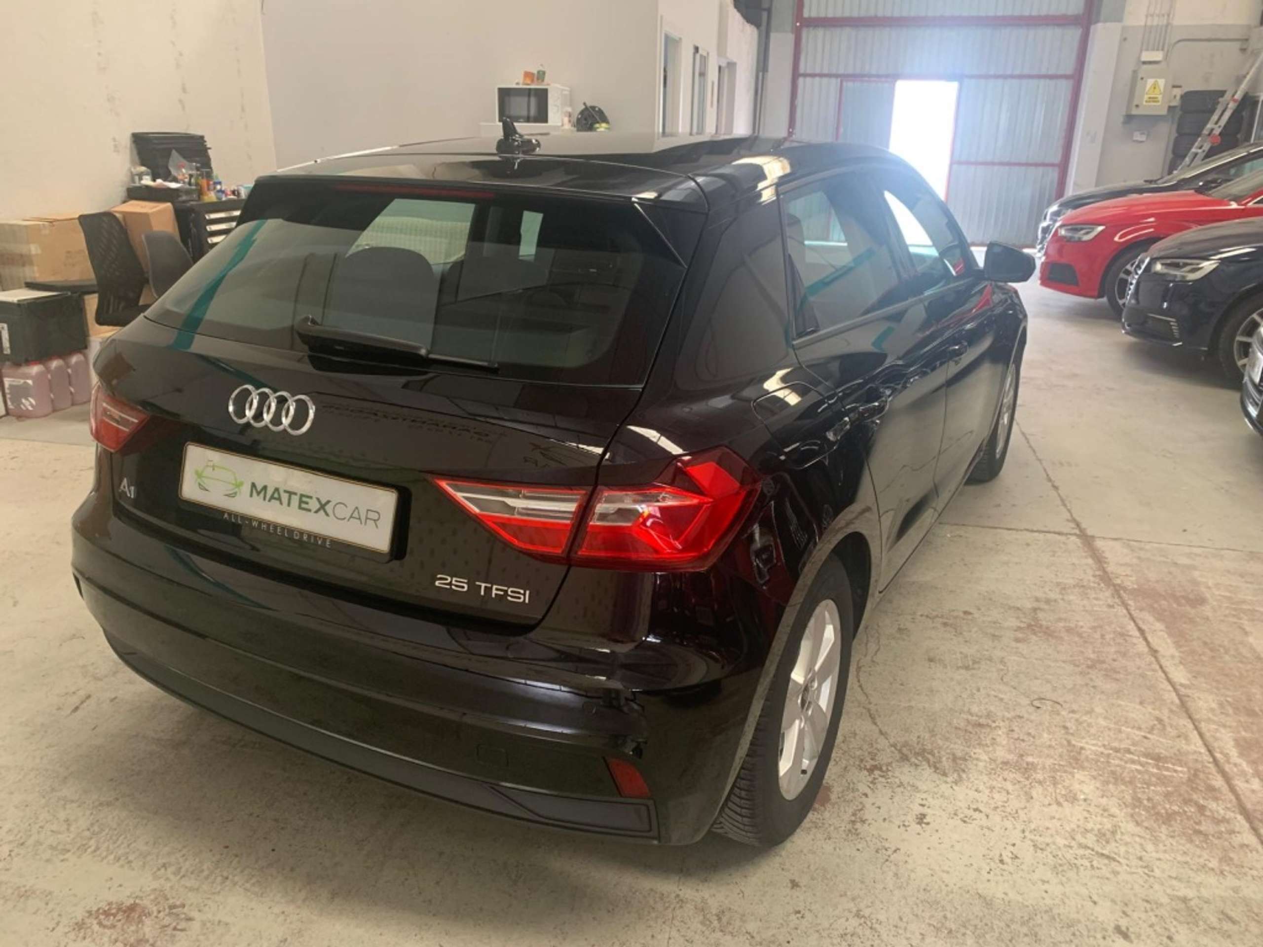 Audi - A1