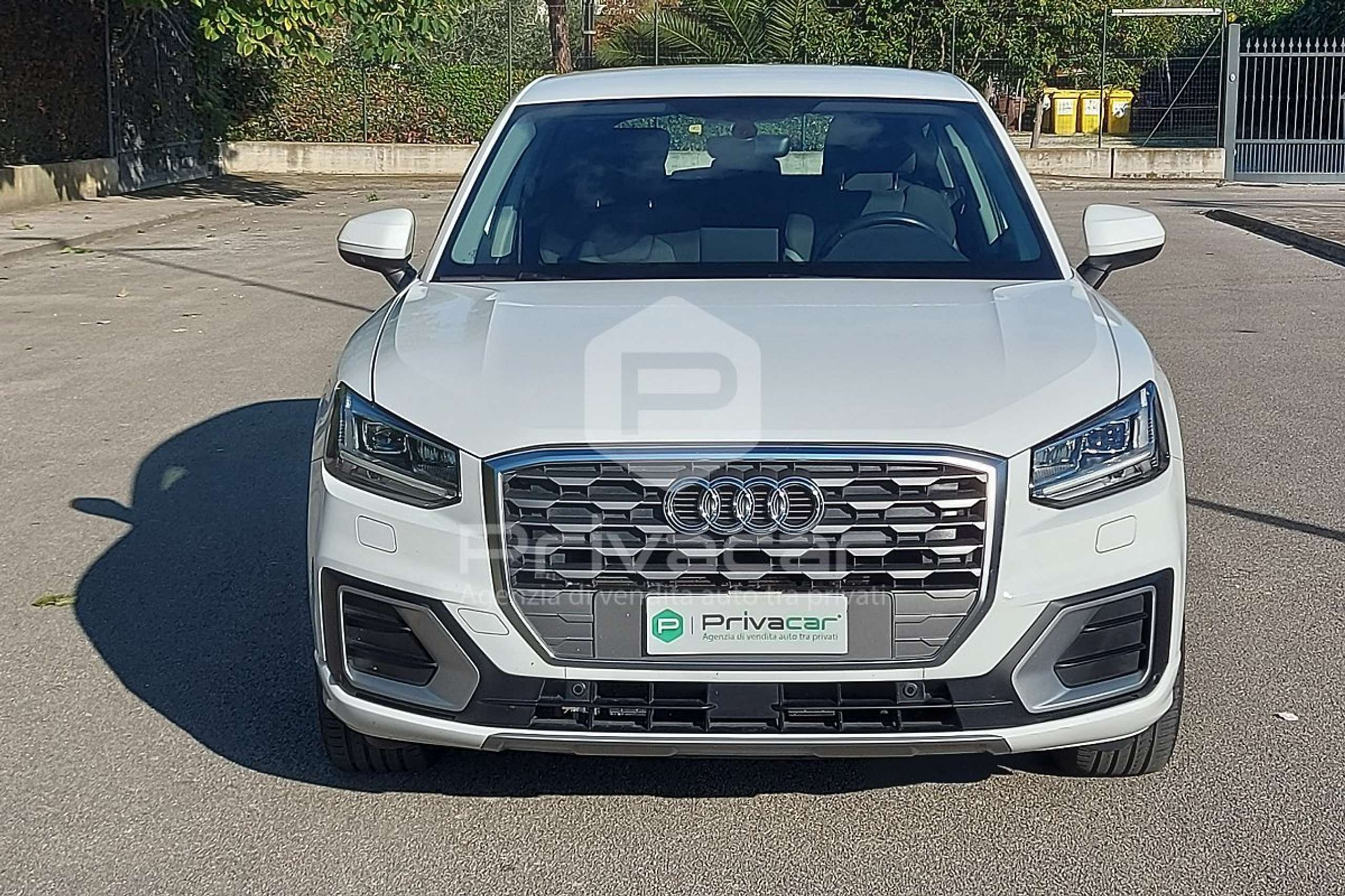 Audi - Q2