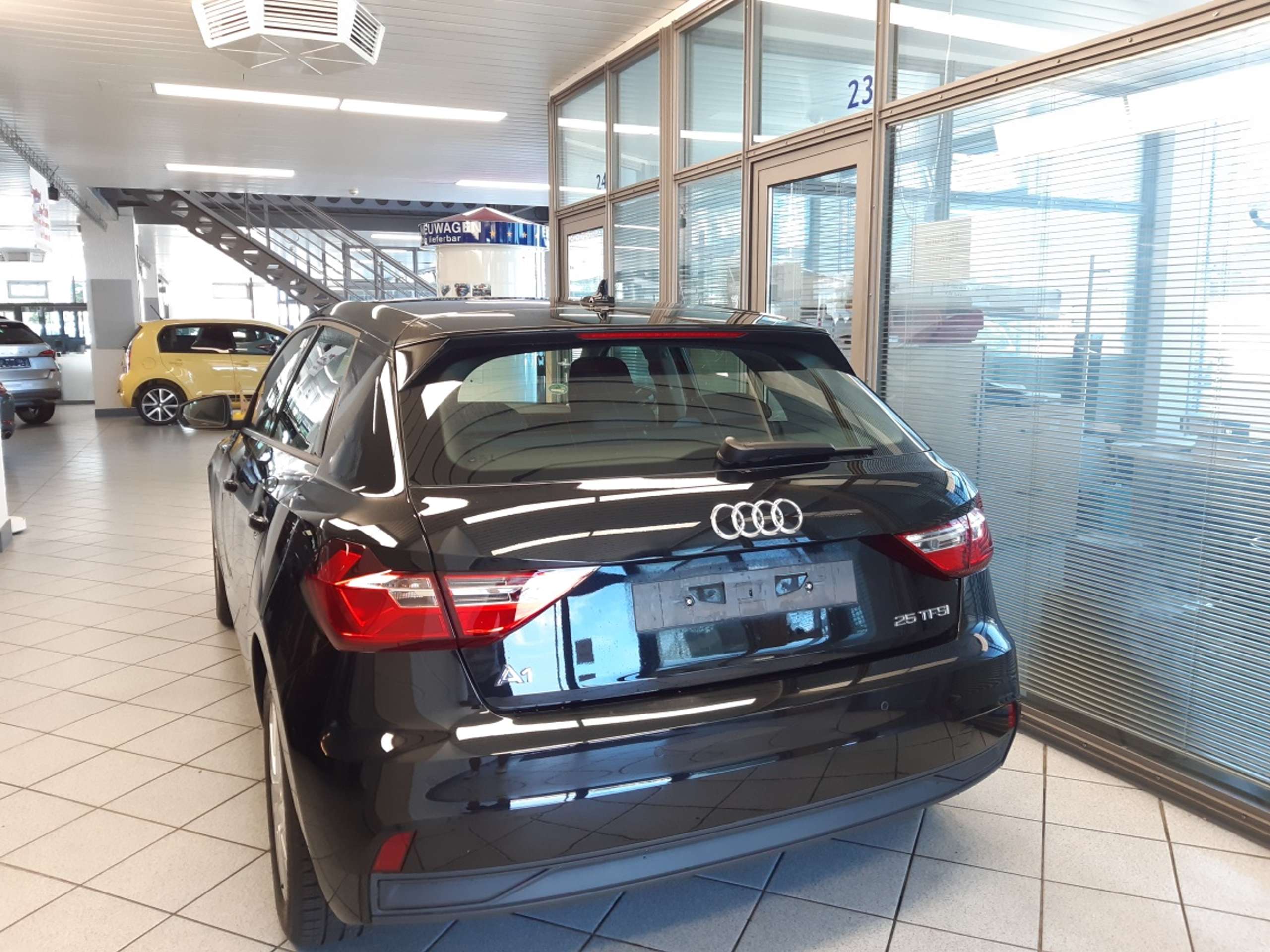 Audi - A1