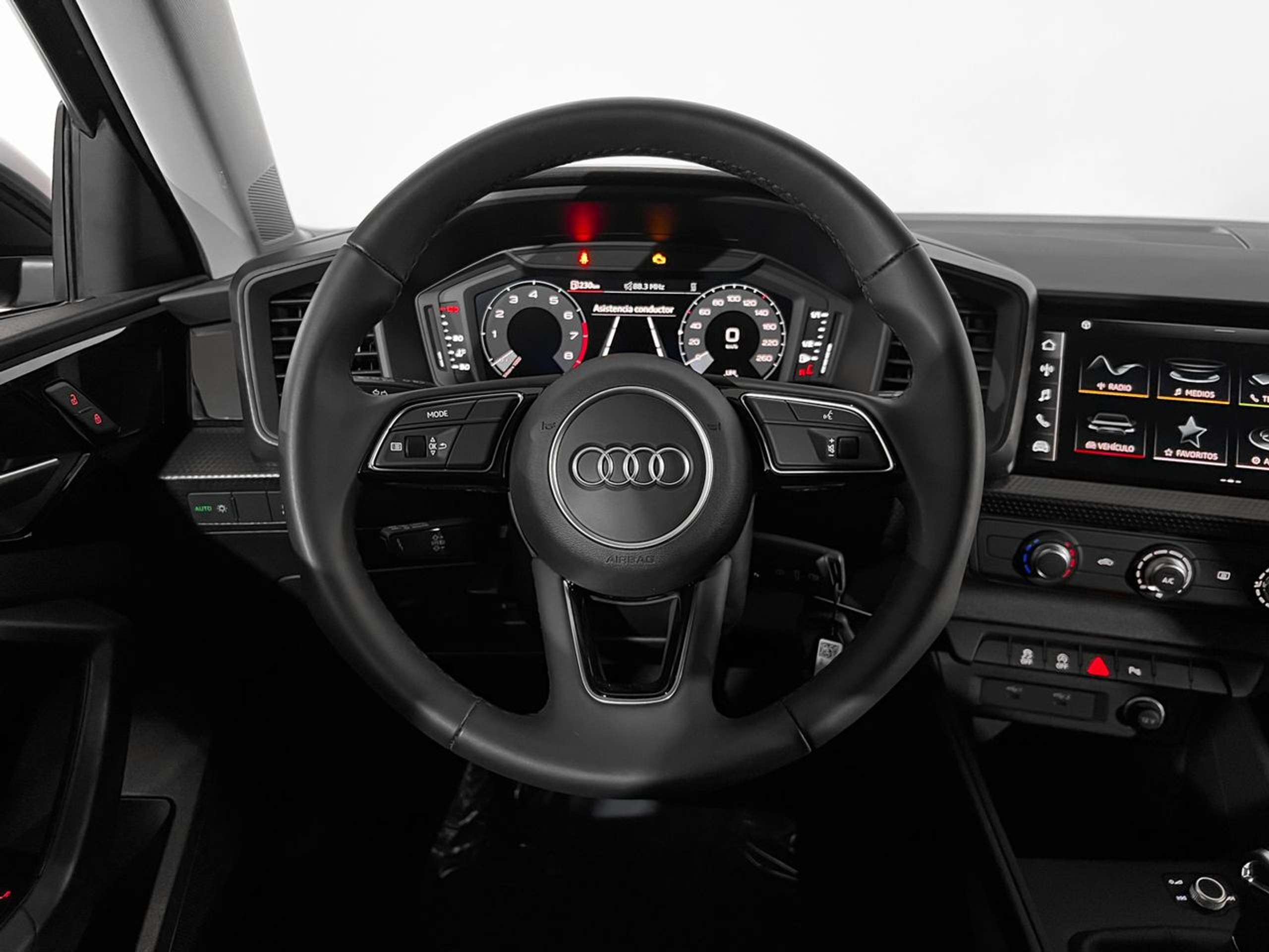 Audi - A1