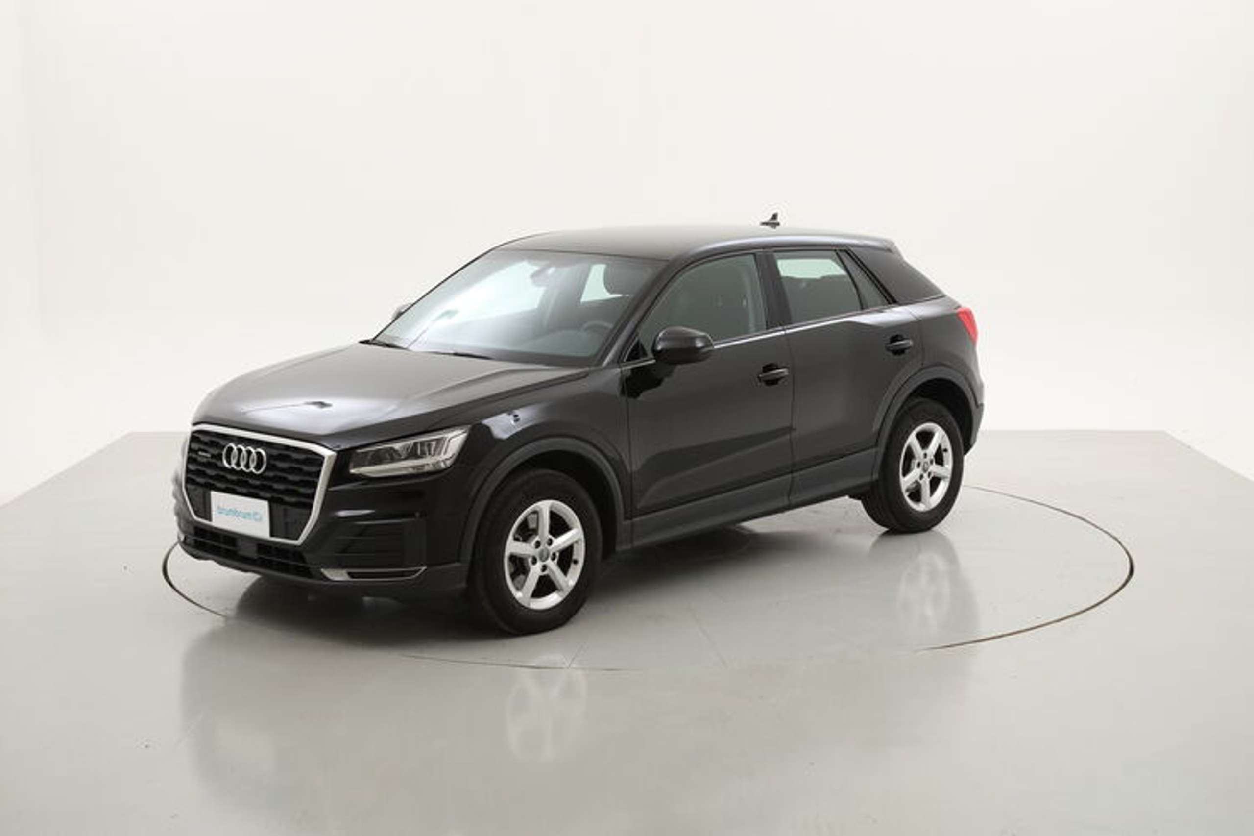 Audi - Q2