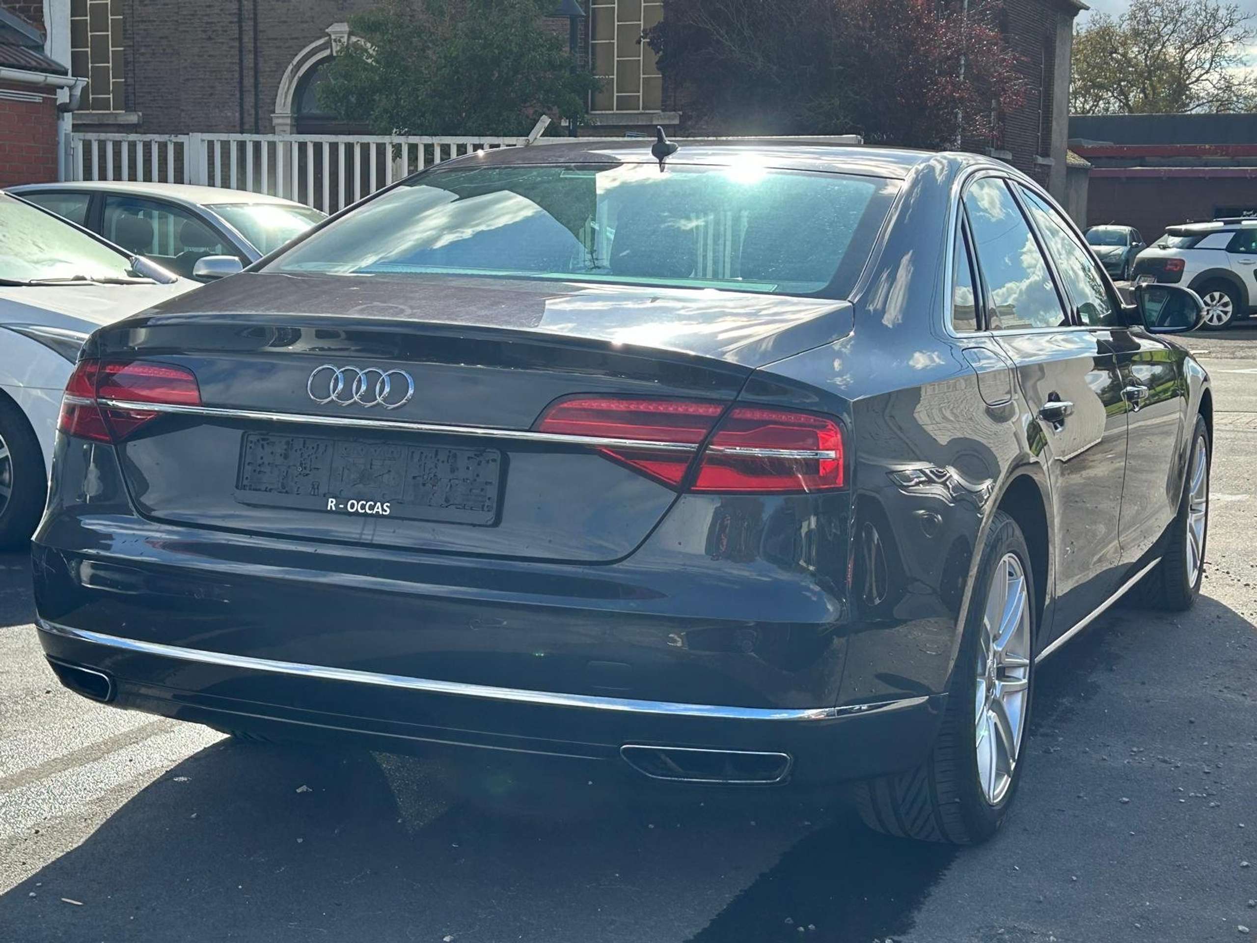 Audi - A8