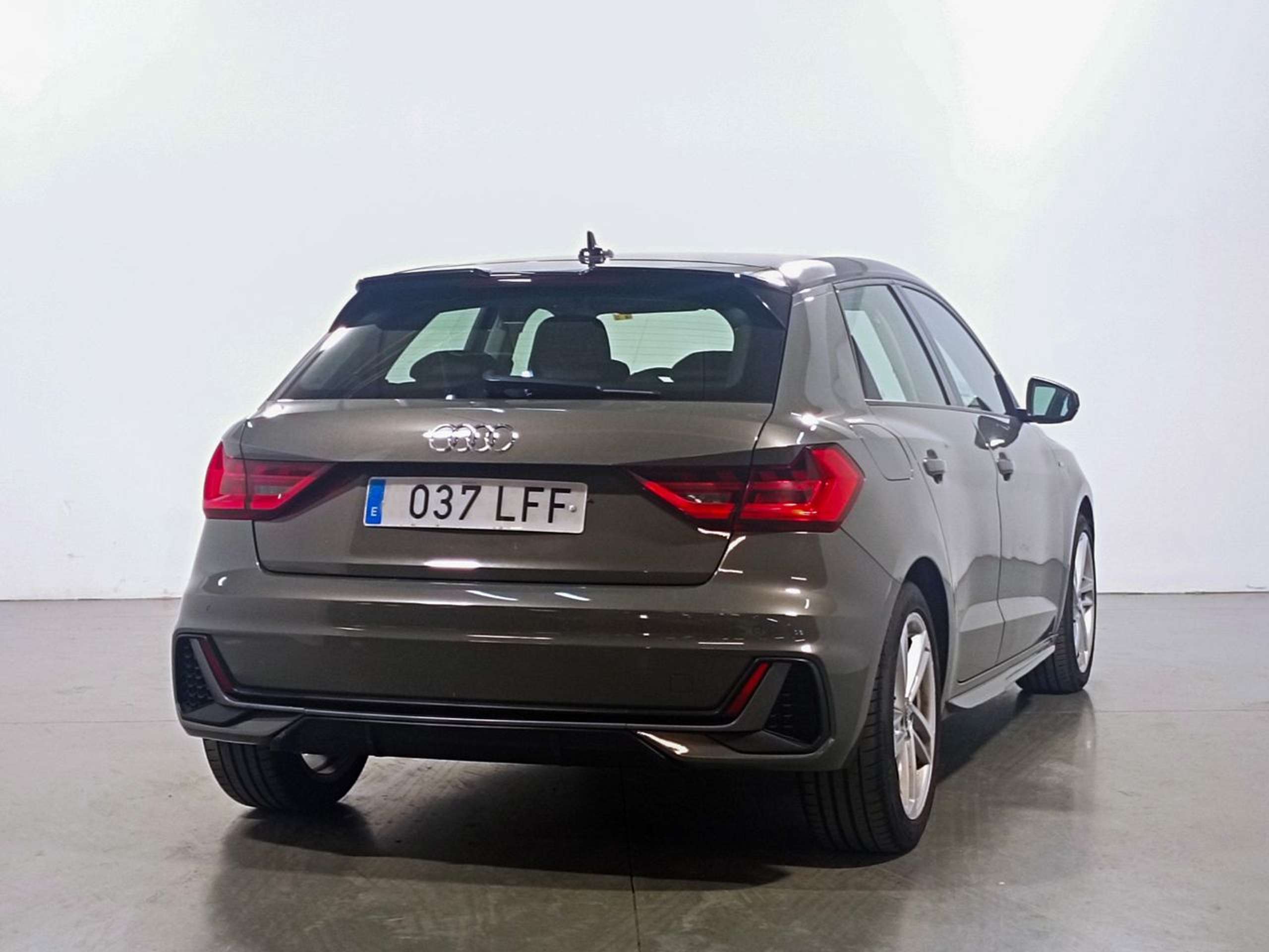 Audi - A1