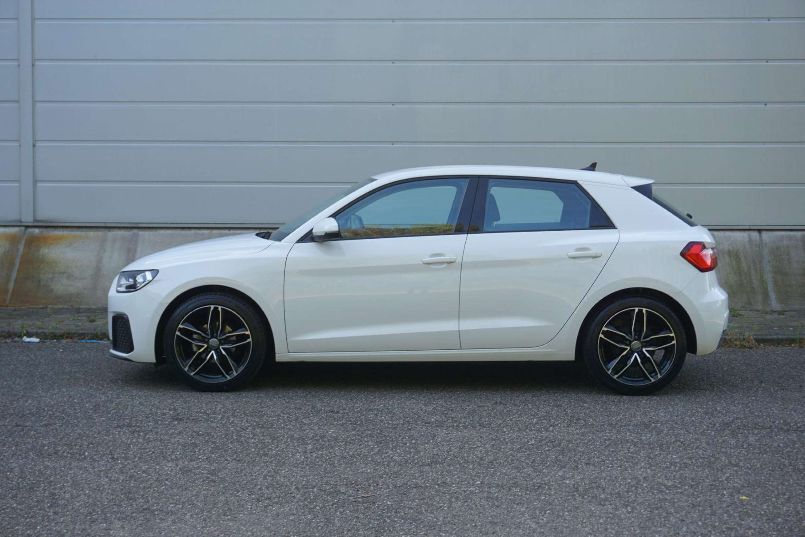 Audi - A1