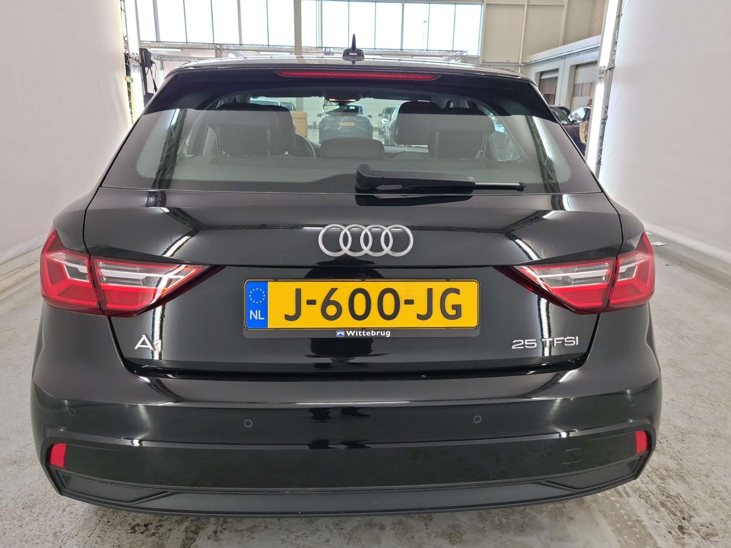 Audi - A1