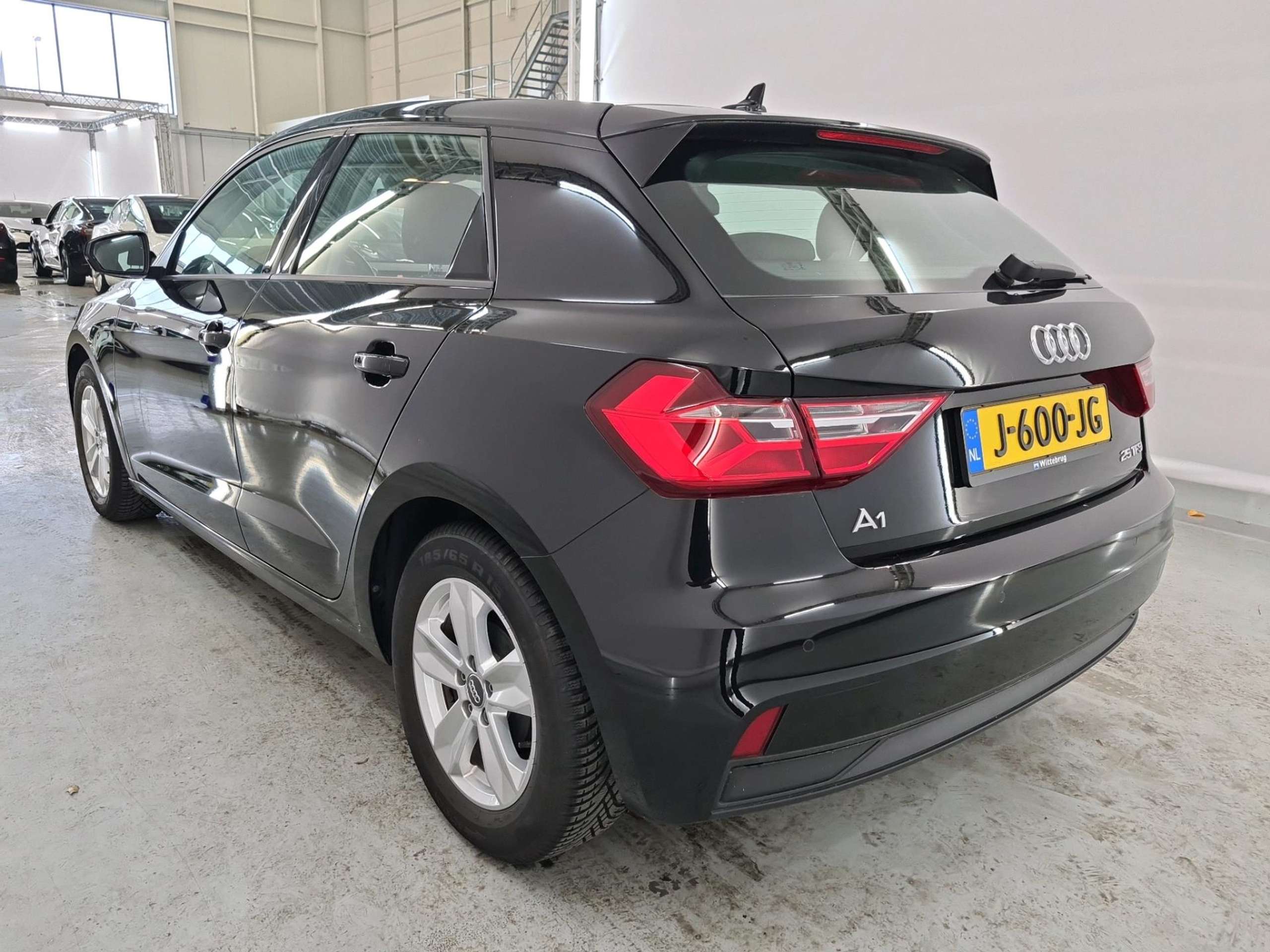 Audi - A1