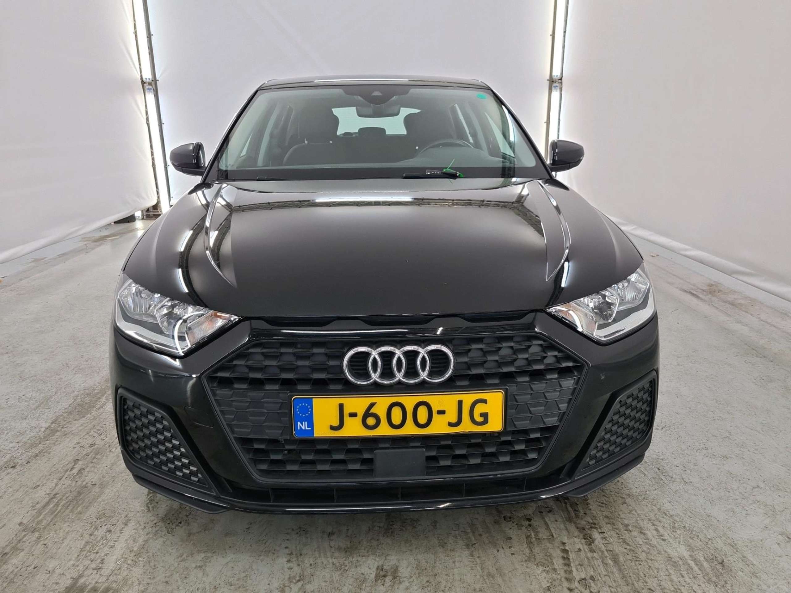 Audi - A1