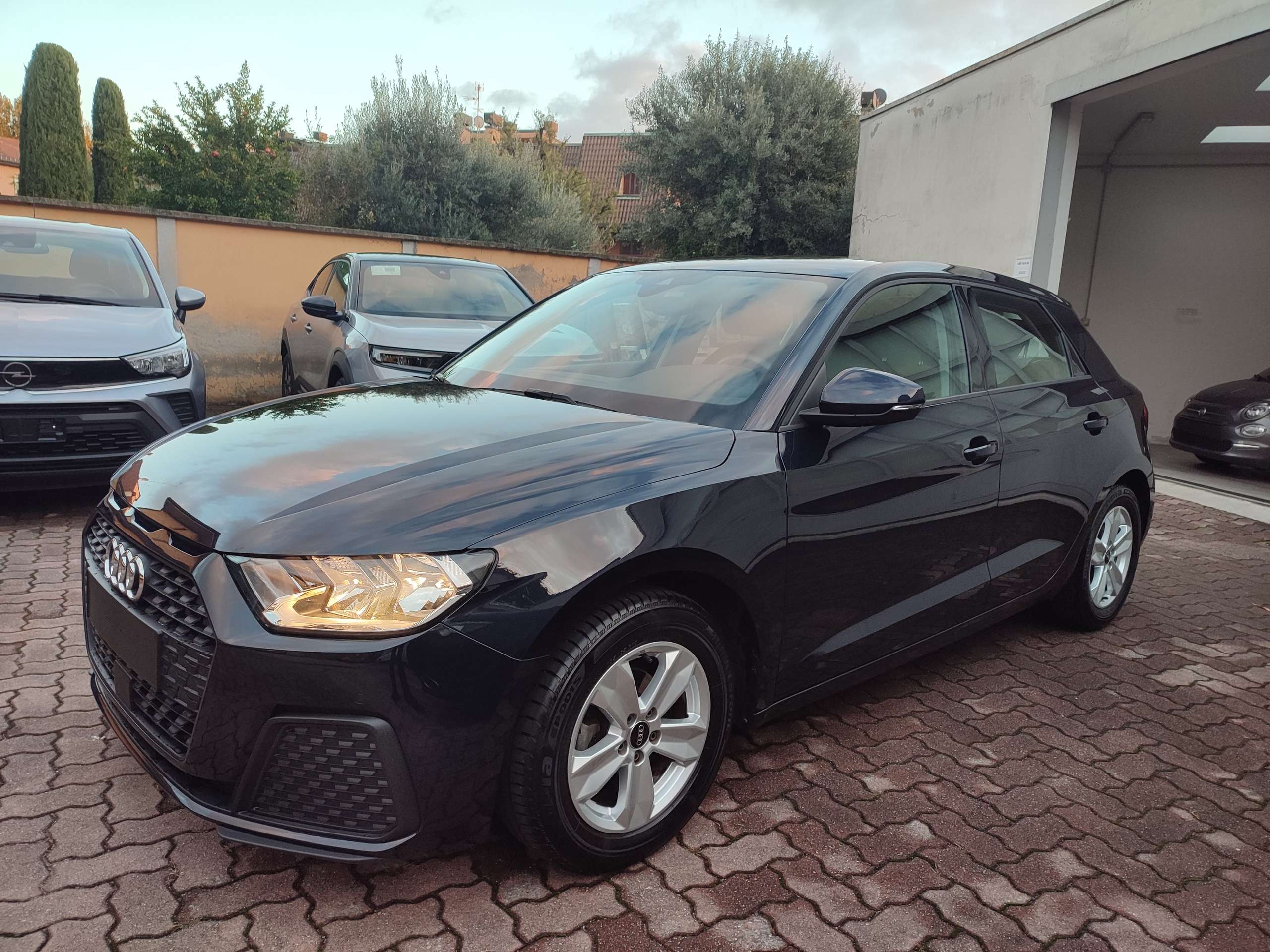 Audi - A1