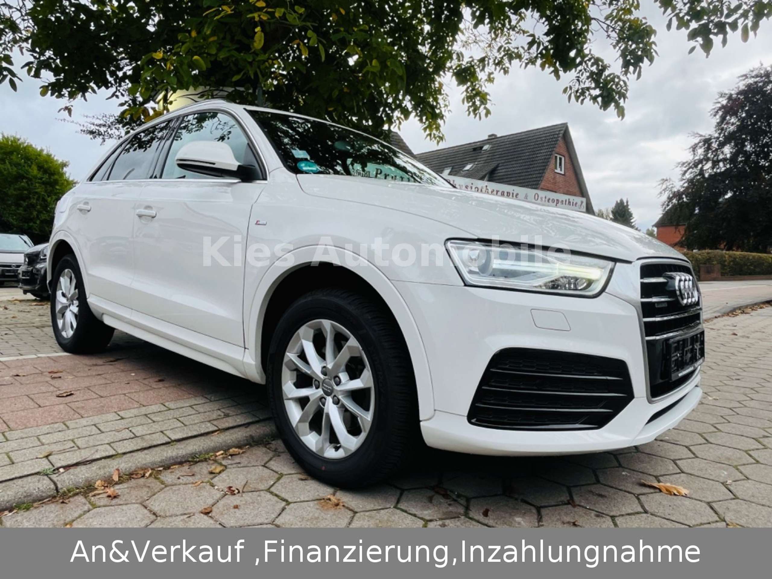 Audi - Q3