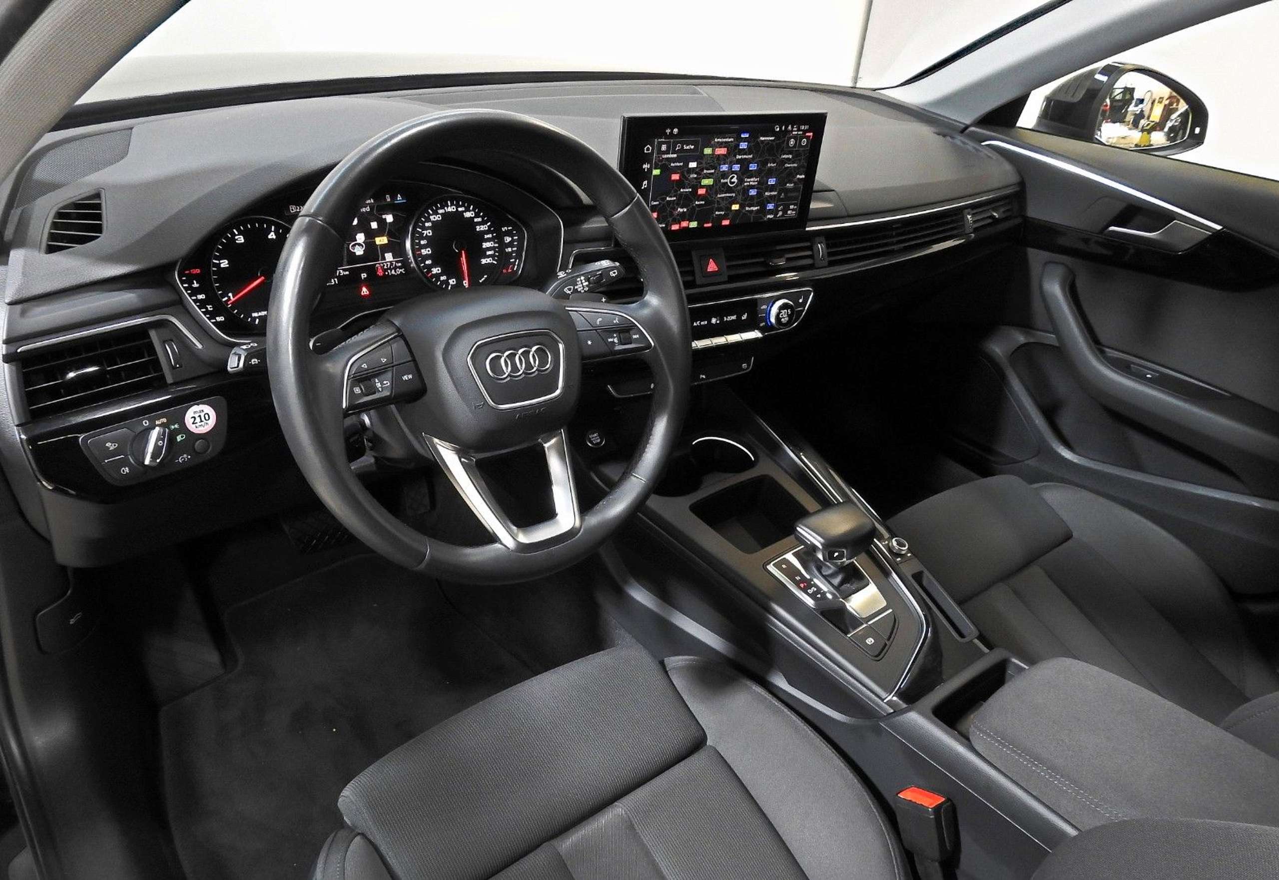 Audi - A4