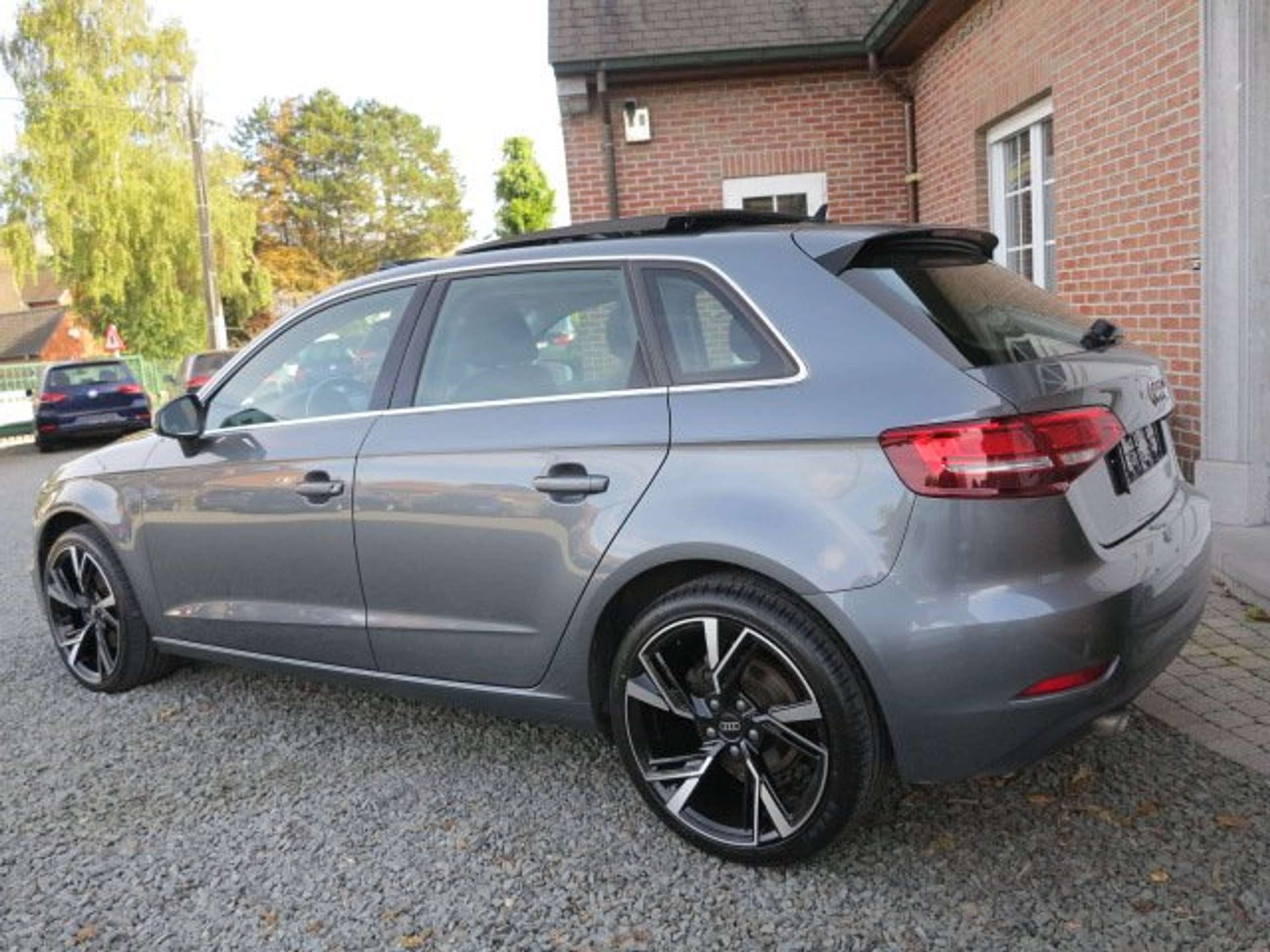 Audi - A3