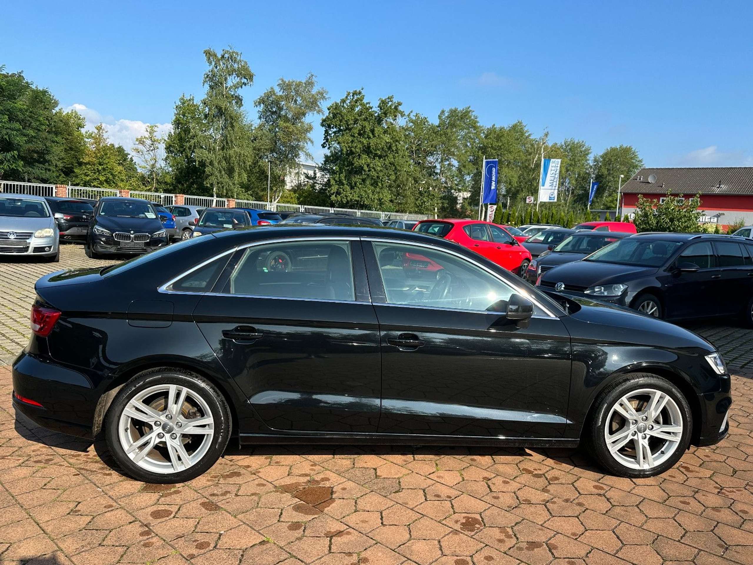 Audi - A3