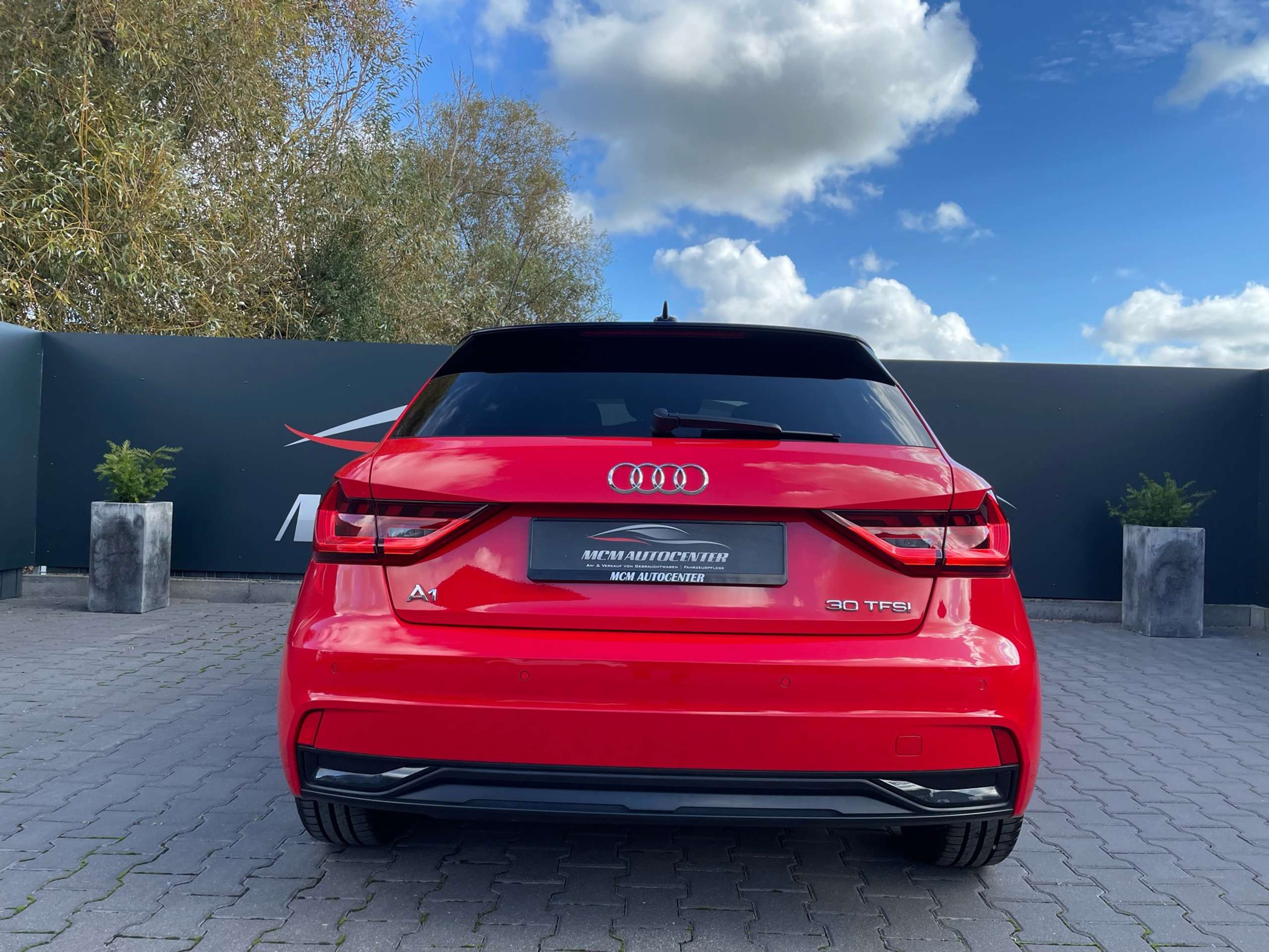 Audi - A1