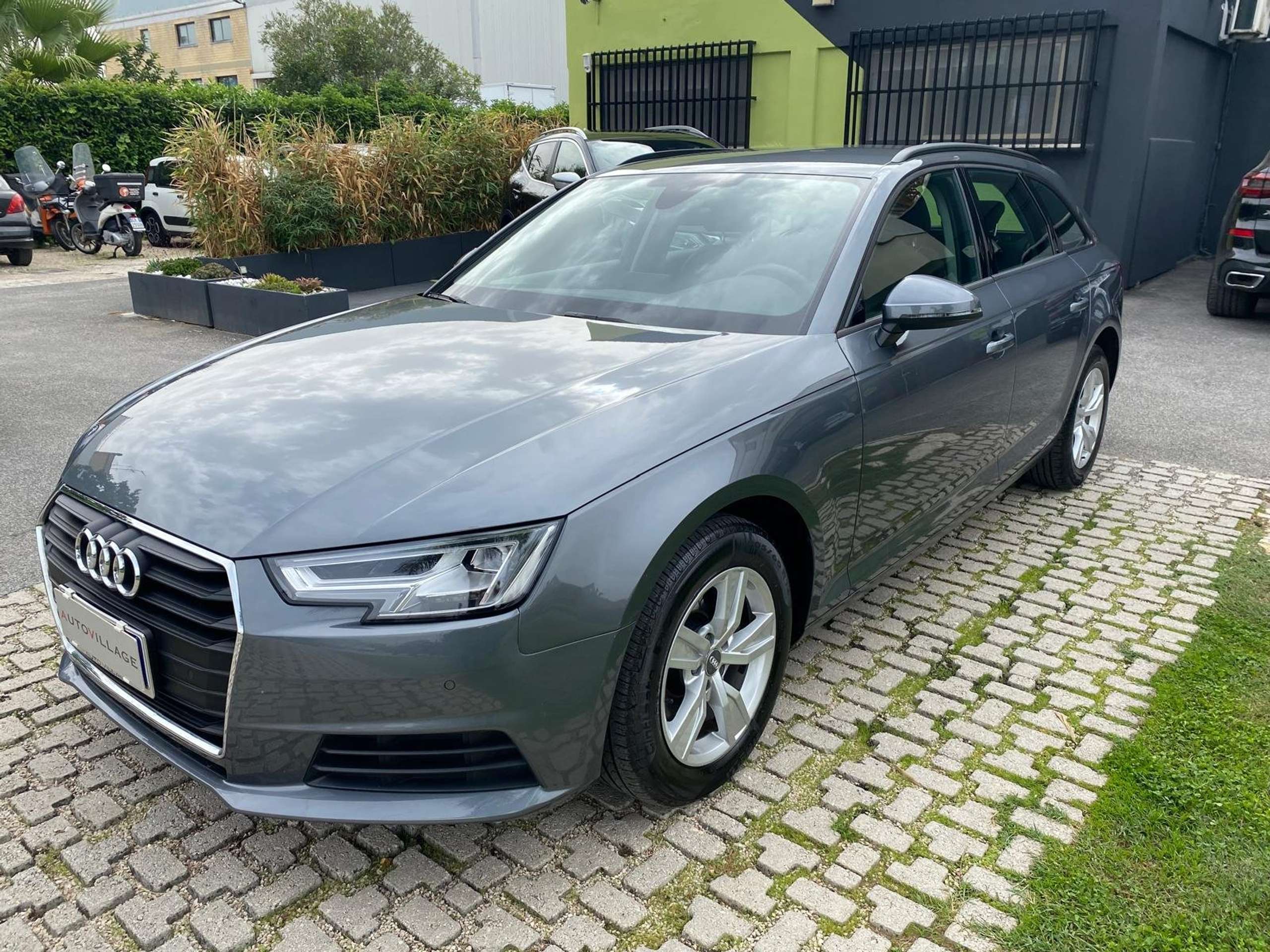 Audi - A4