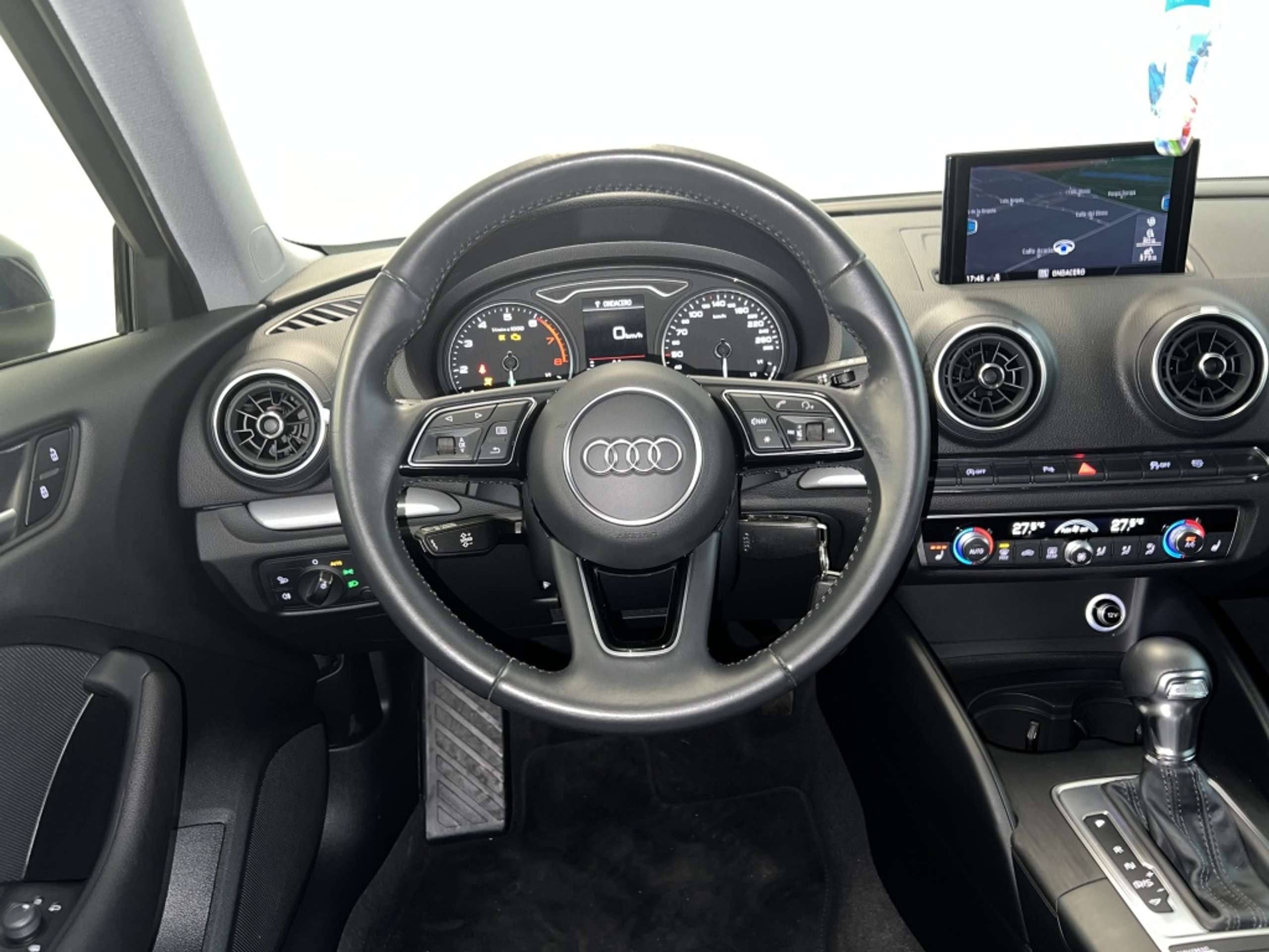 Audi - A3