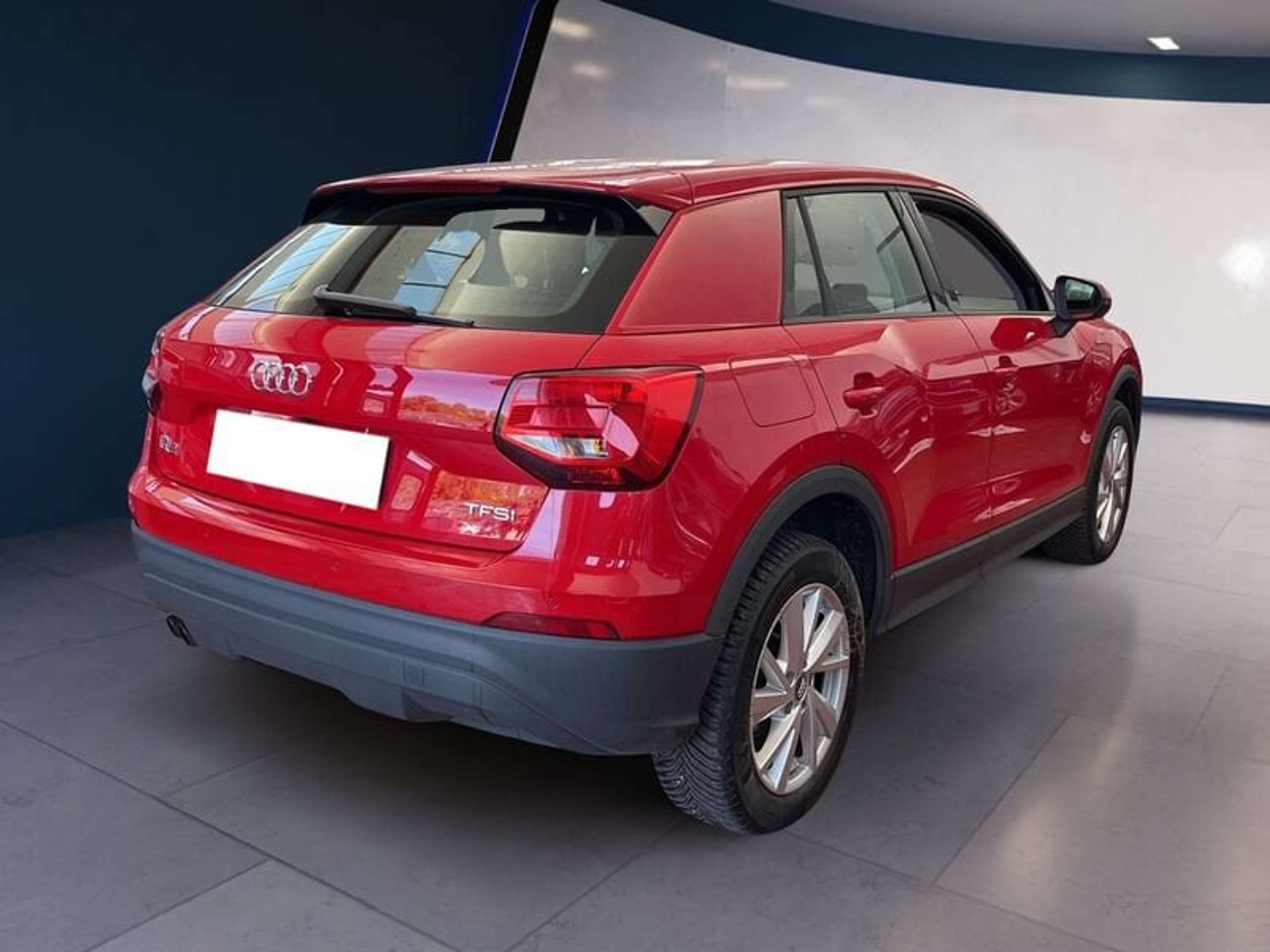 Audi - Q2