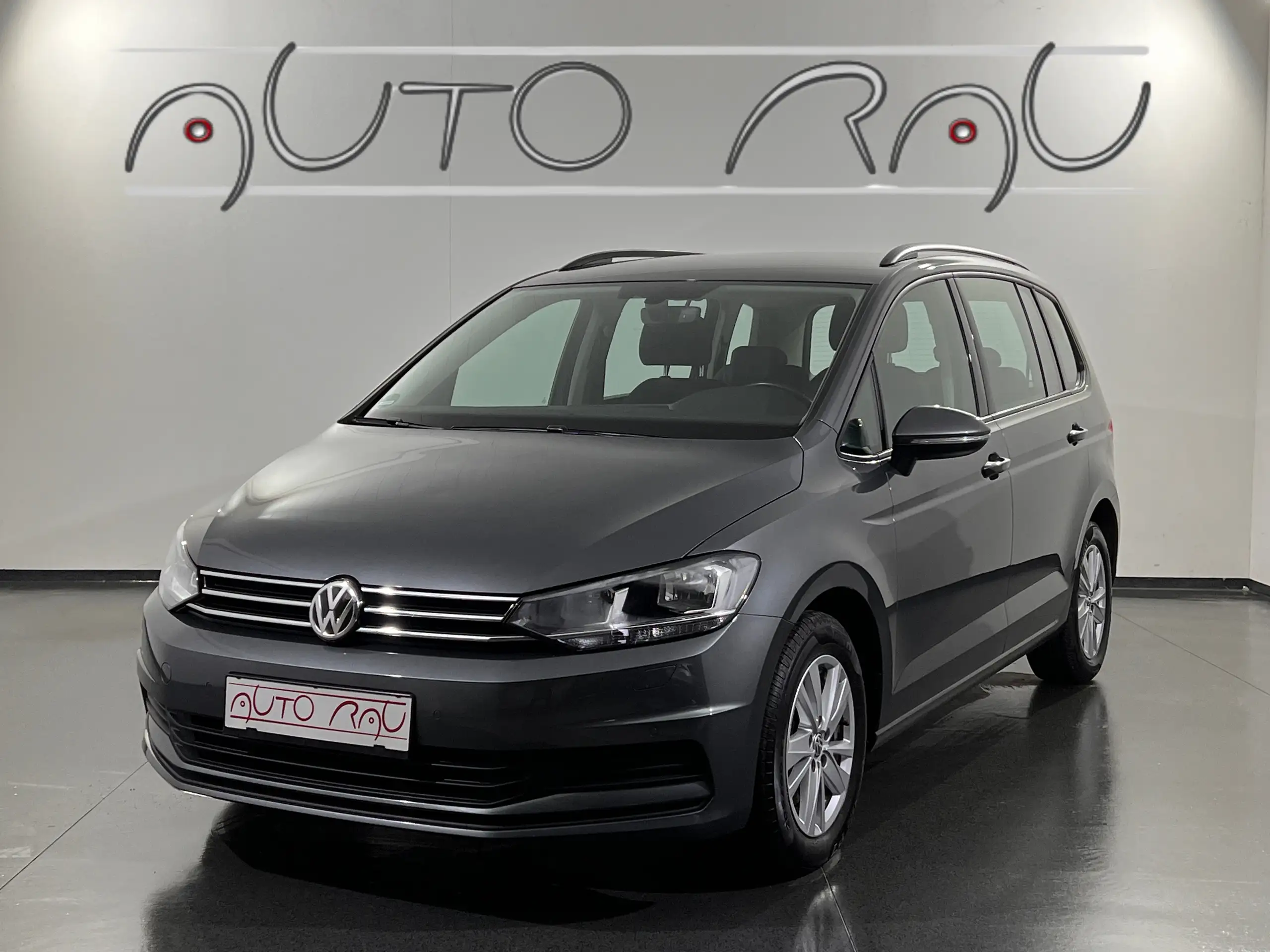 Volkswagen - Touran