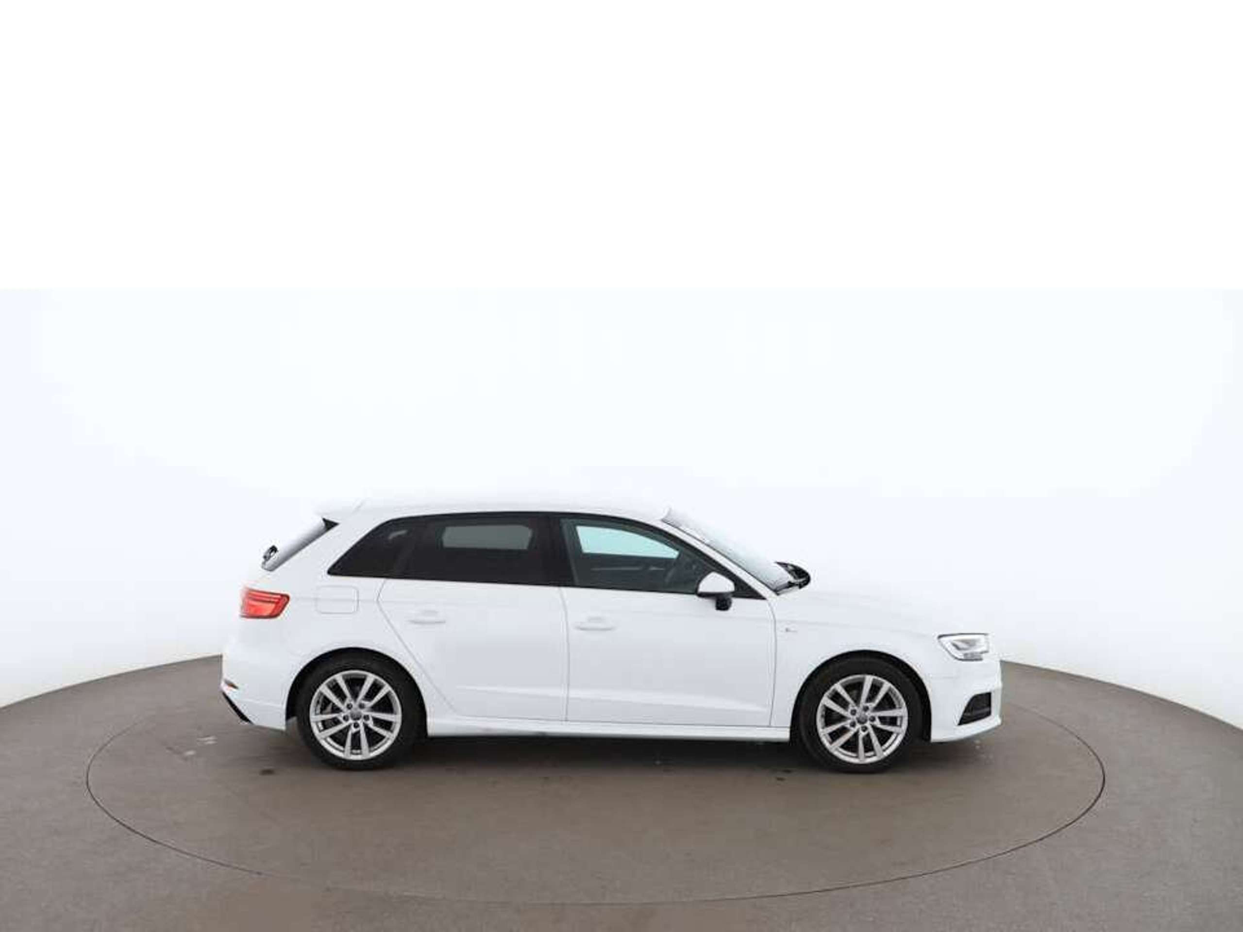 Audi - A3