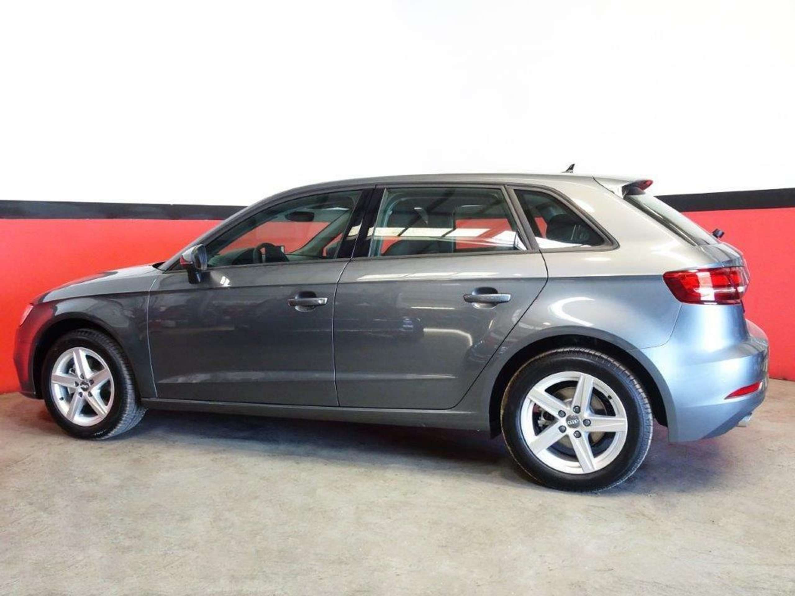 Audi - A3