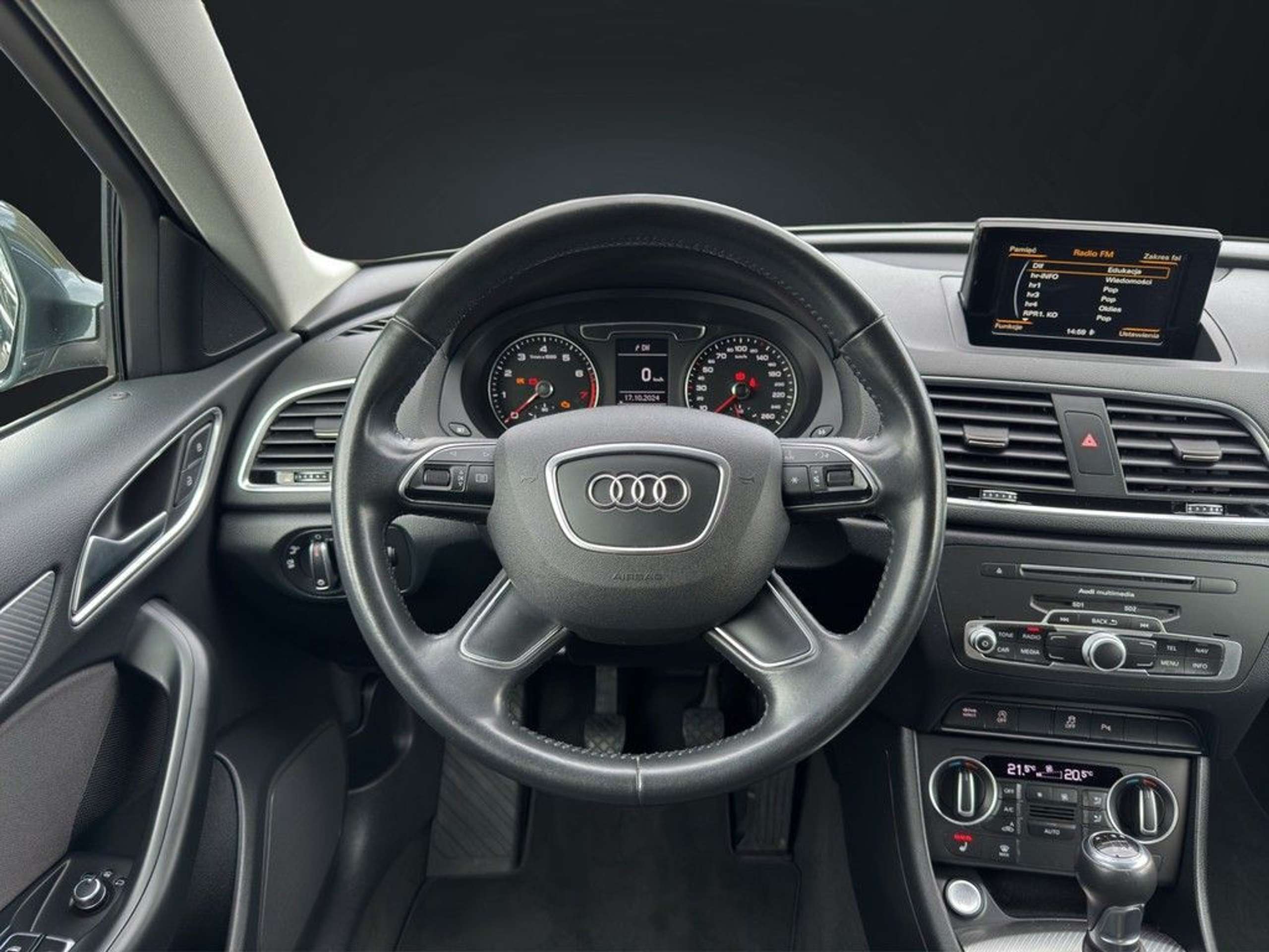 Audi - Q3